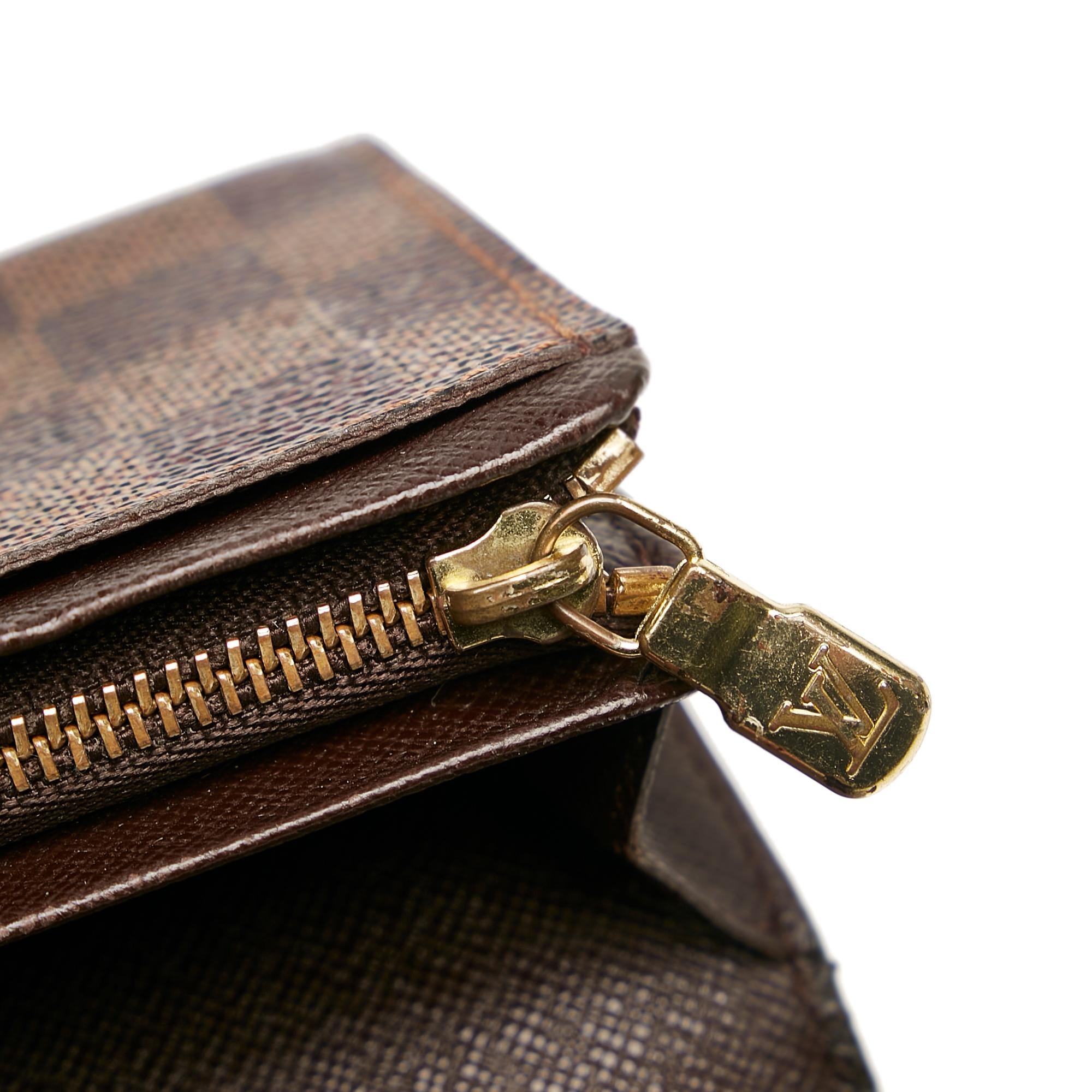 Louis Vuitton Damier Ebene Flap Small Wallet (SHG-28857)