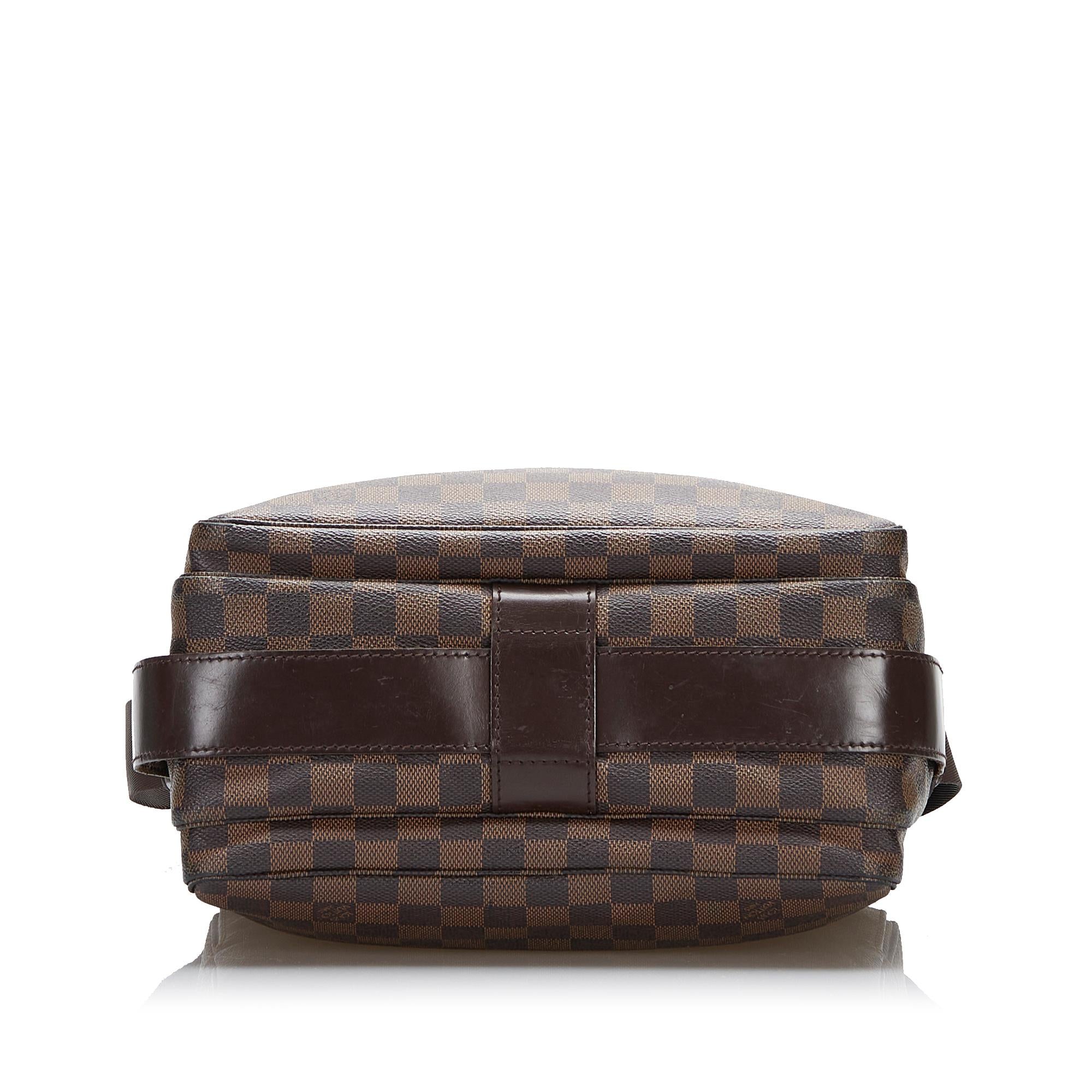 Louis Vuitton Damier Ebene Naviglio (SHG-DKAK2W)