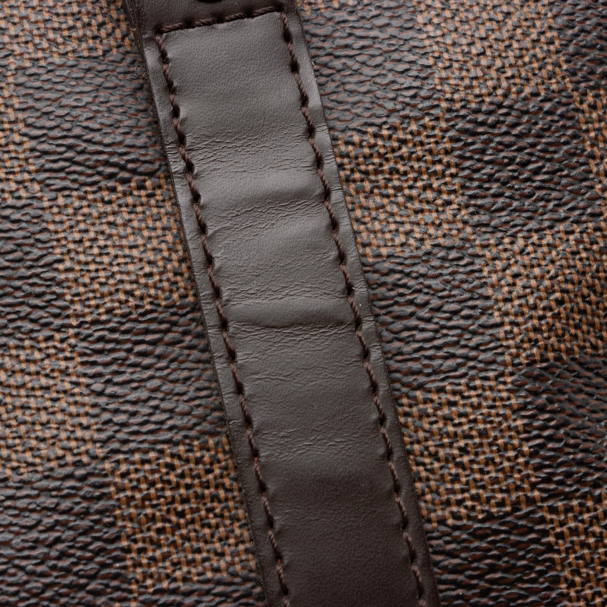 Louis Vuitton Damier Ebene Speedy Bandouliere 25 Satchel (SHF-aX43Y9)