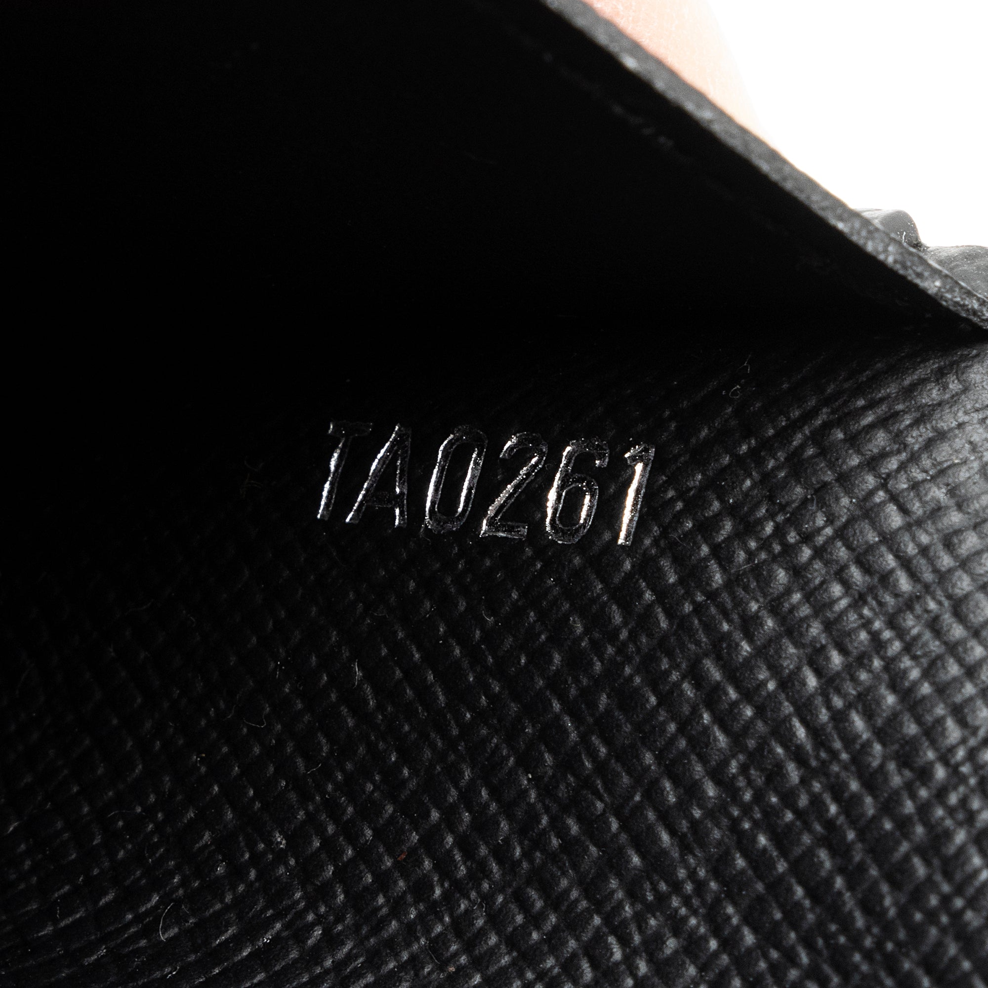 Louis Vuitton Damier Graphite Brazza Wallet (SHF-23820)