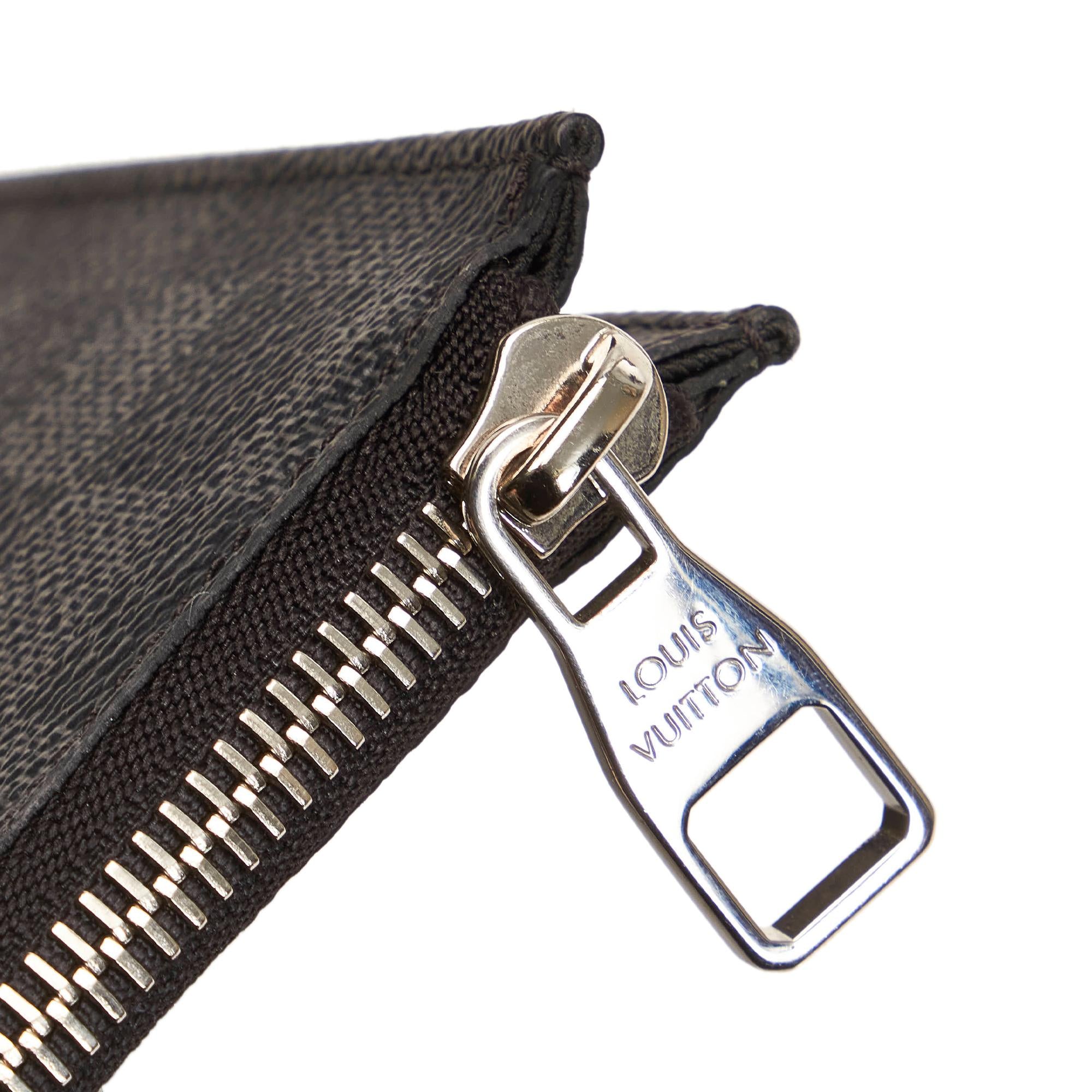 Louis Vuitton Damier Graphite Pochette Jour PM (SHG-37433)