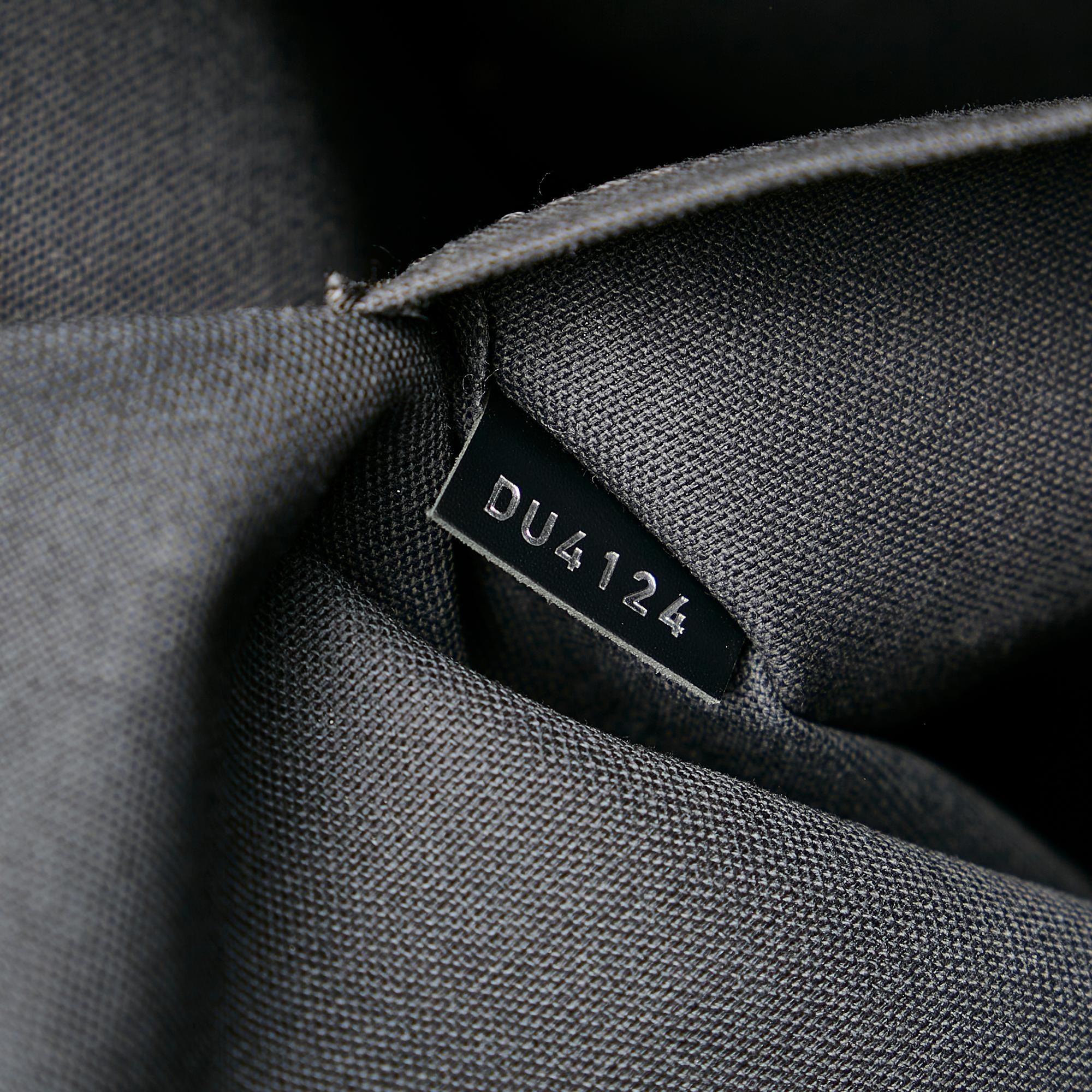 Louis Vuitton Damier Graphite Tadao PM (SHG-25254)