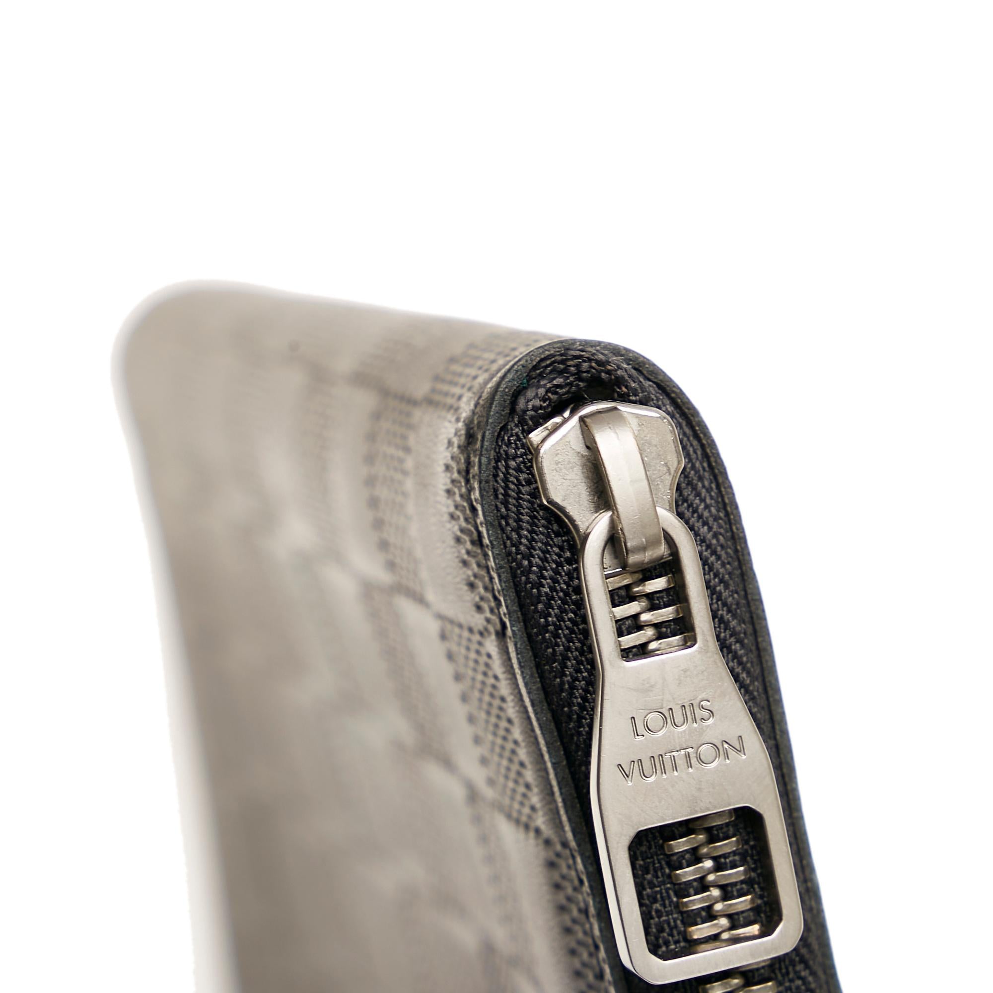 Louis Vuitton Damier Infini Zippy Wallet (SHG-36923)
