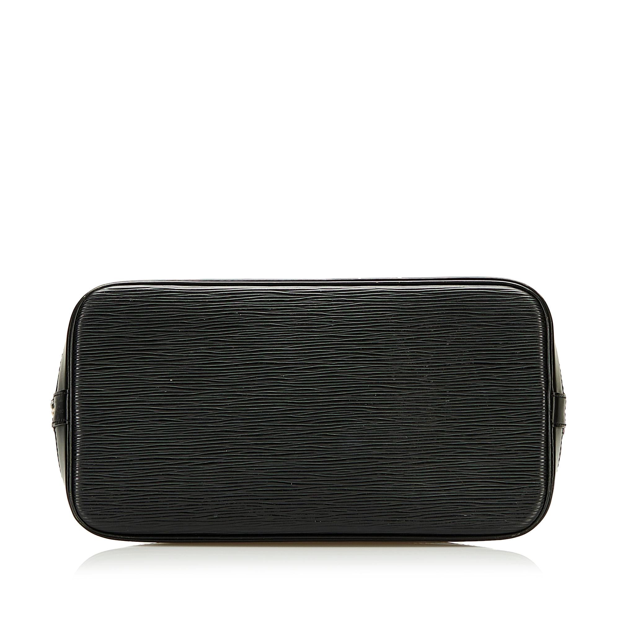 Louis Vuitton Epi Alma MM (SHG-37252)