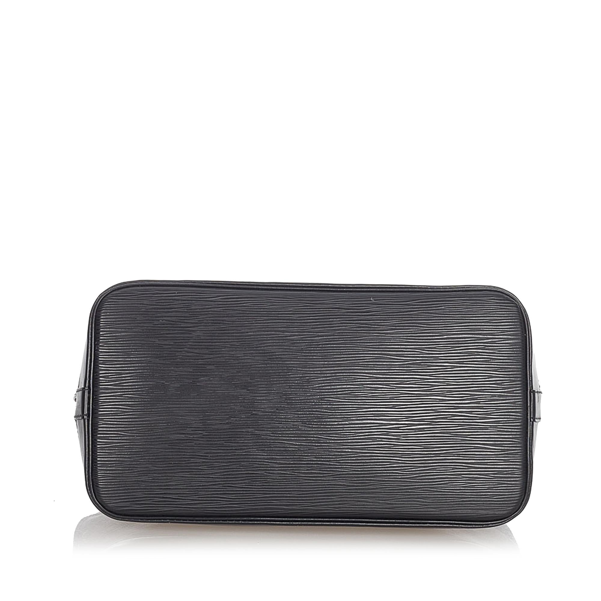 Louis Vuitton Epi Alma PM (SHG-23107)