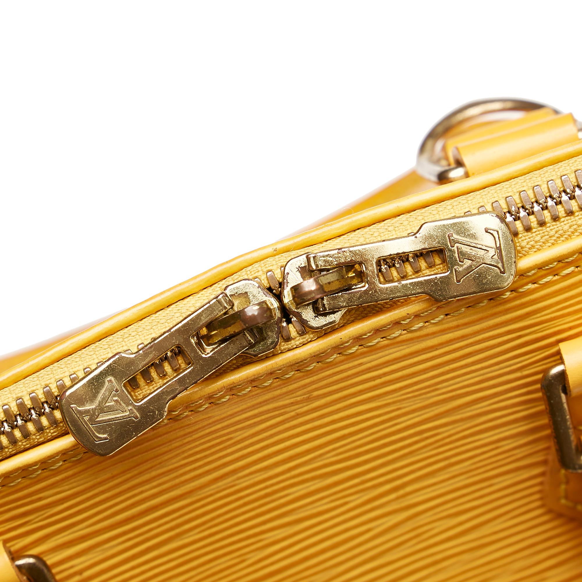 Louis Vuitton Epi Alma PM (SHG-30238)