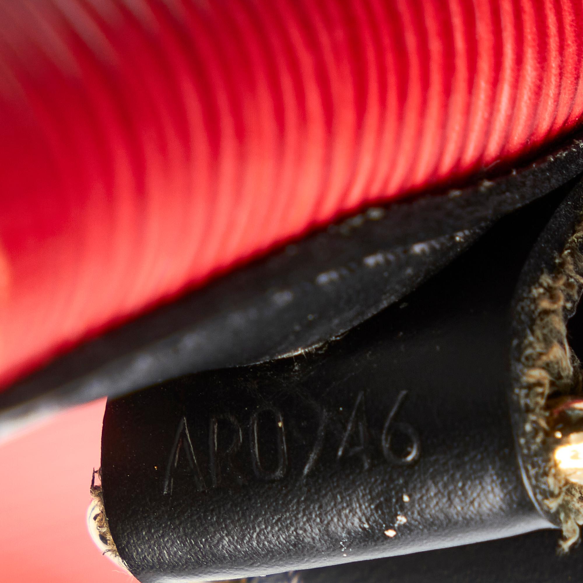 Louis Vuitton Epi Bicolor Noe (SHG-25862)