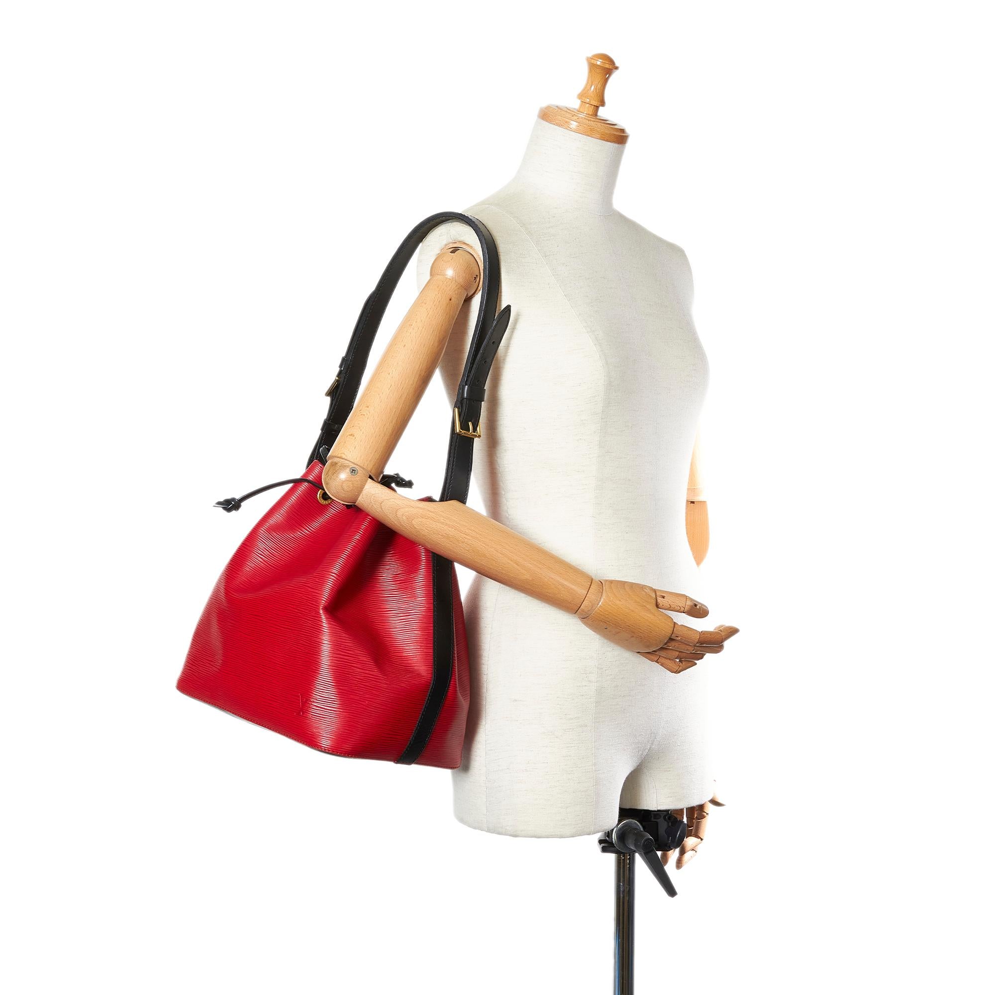 Louis Vuitton Epi Bicolor Noe (SHG-31915)
