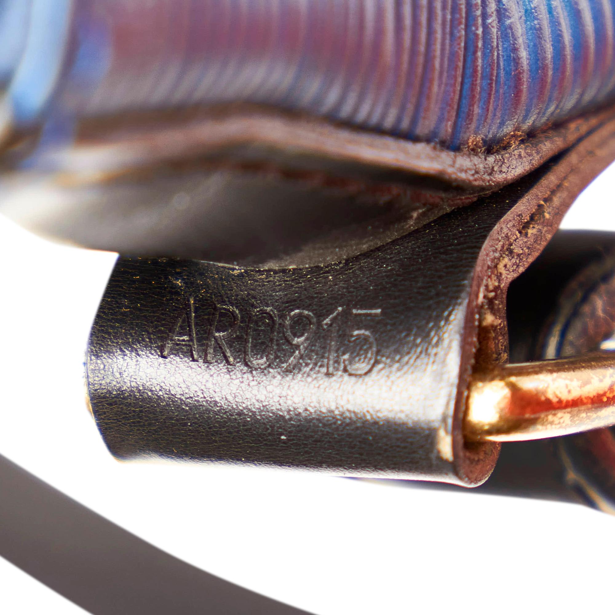 Louis Vuitton Epi Bicolor Petit Noe (SHG-28025)