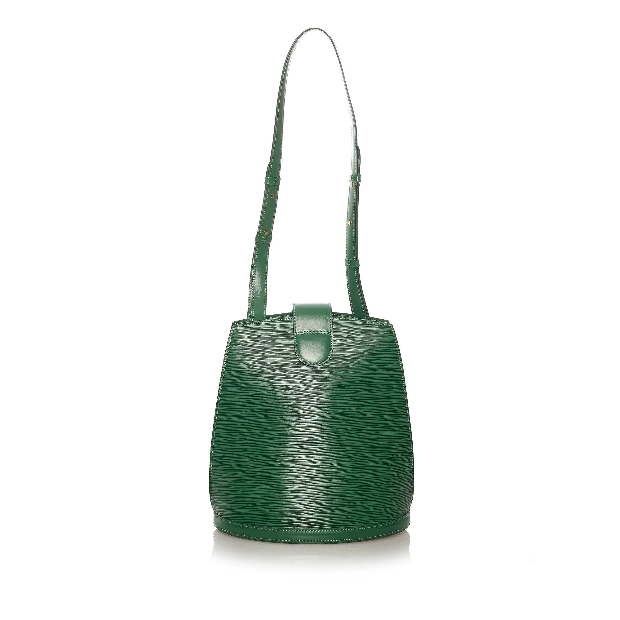 Louis Vuitton Epi Cluny (SHG-27880)