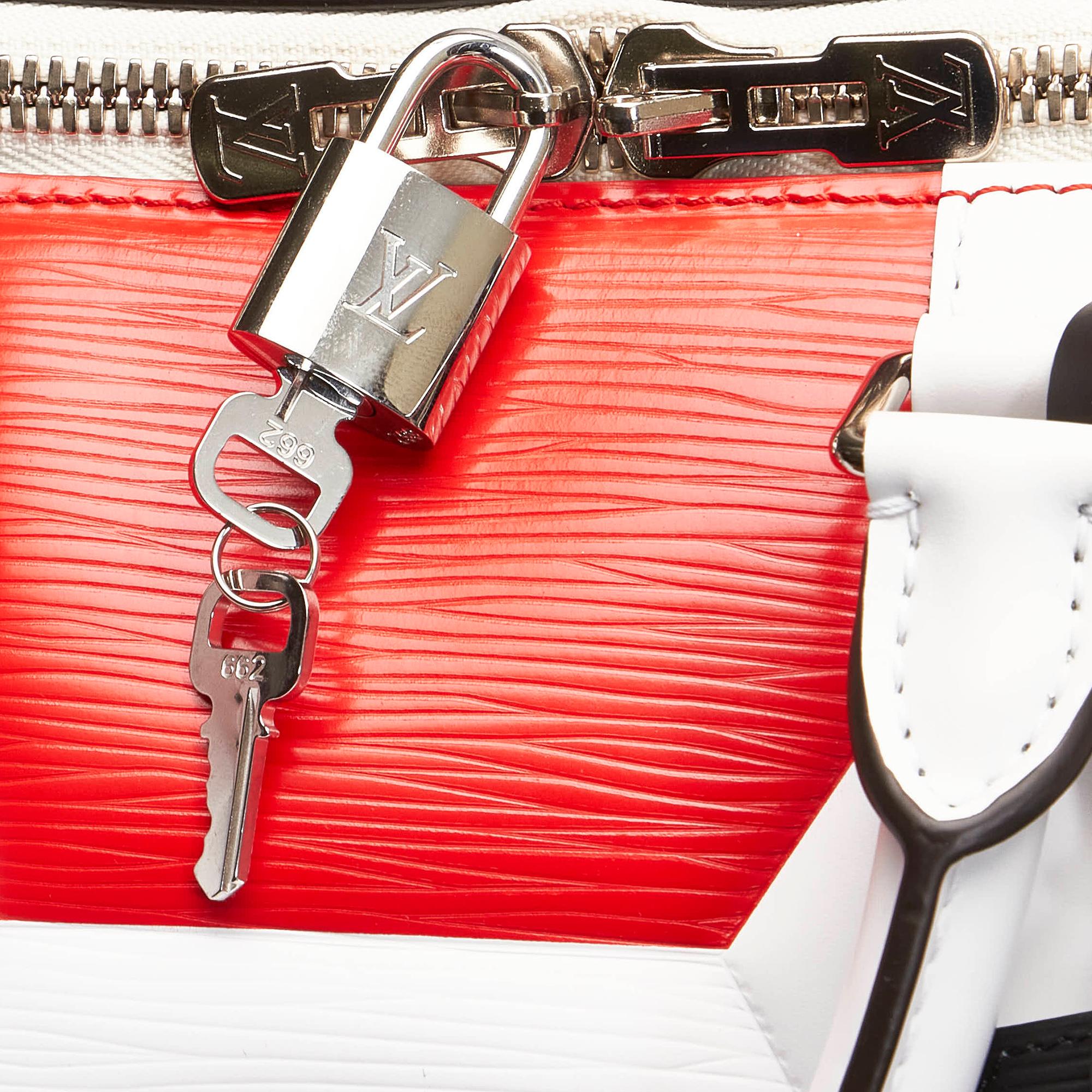 Louis Vuitton Epi FIFA World Cup Keepall Bandouliere 50 (SHG-31447)