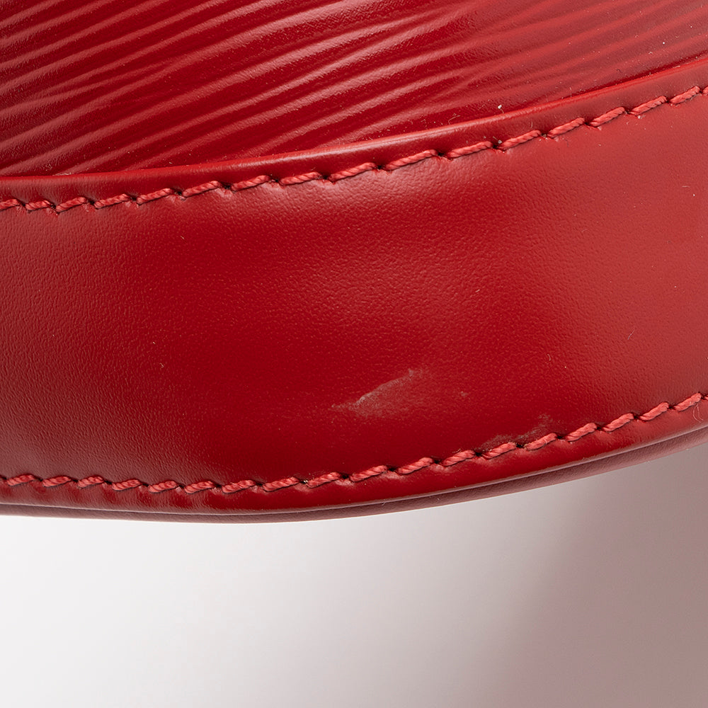 Louis Vuitton Epi Leather Alma PM Satchel (SHF-18700)