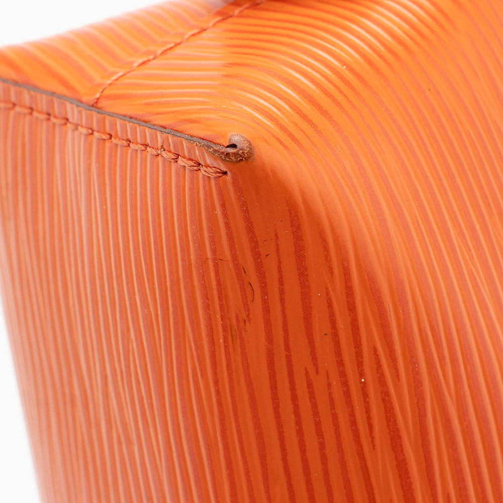 Louis Vuitton Epi Leather Cosmetic Pouch (SHF-16410)