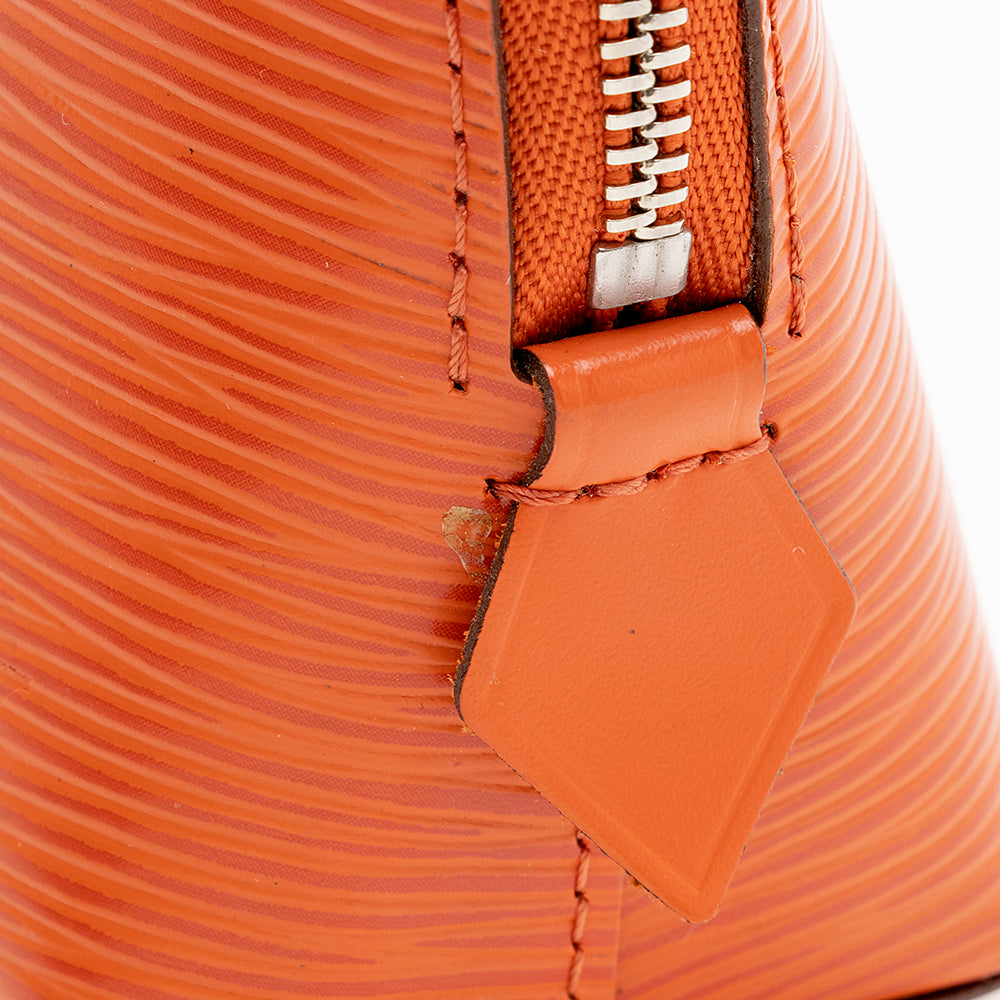 Louis Vuitton Epi Leather Cosmetic Pouch (SHF-16410)