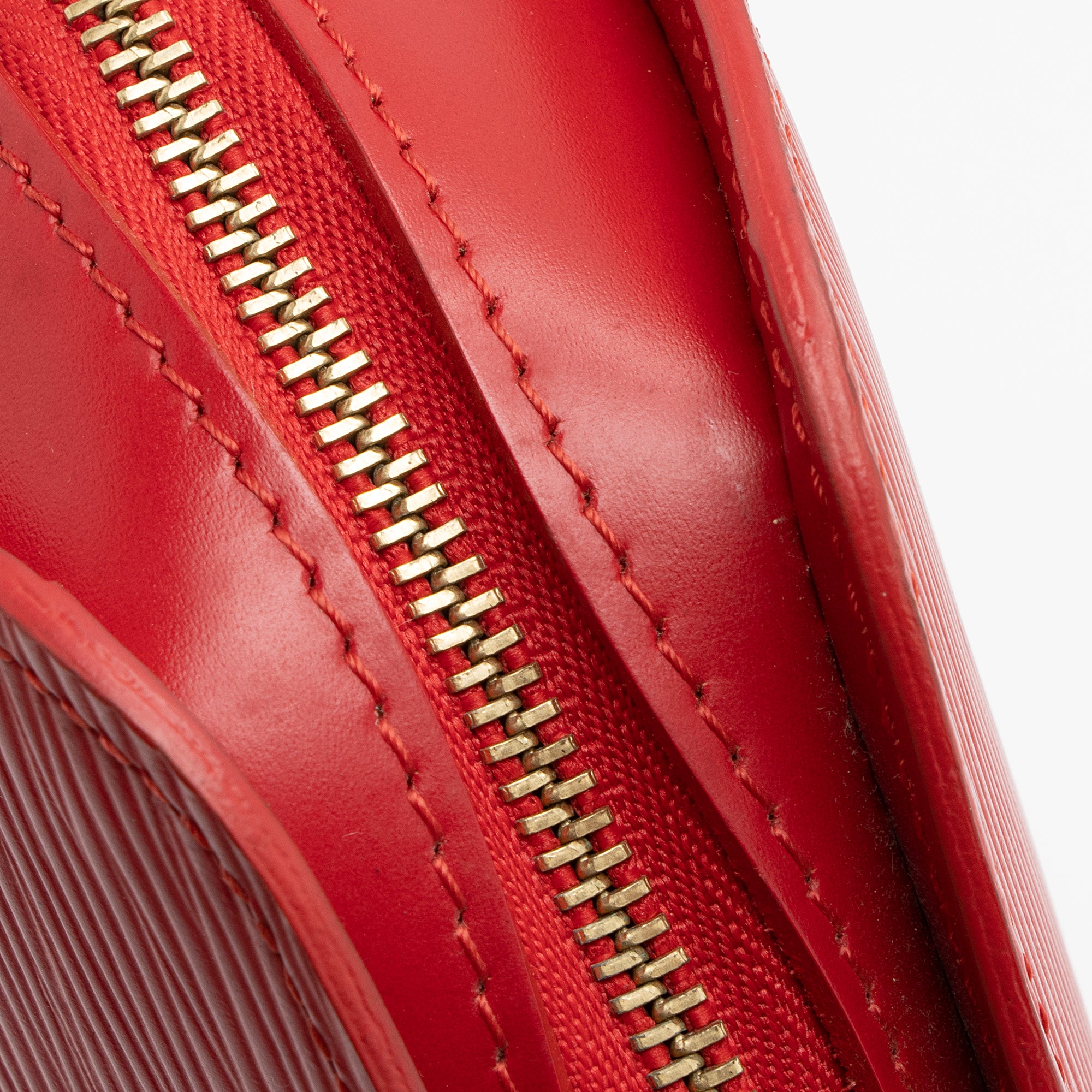 Louis Vuitton Epi Leather Cosmetic Pouch (SHF-23112)