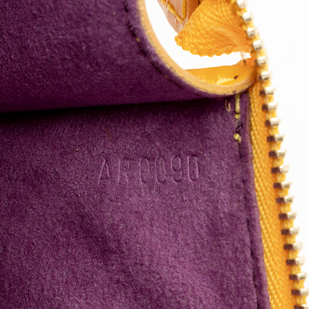 Louis Vuitton Epi Leather Pochette Accessoires (SHF-18543)