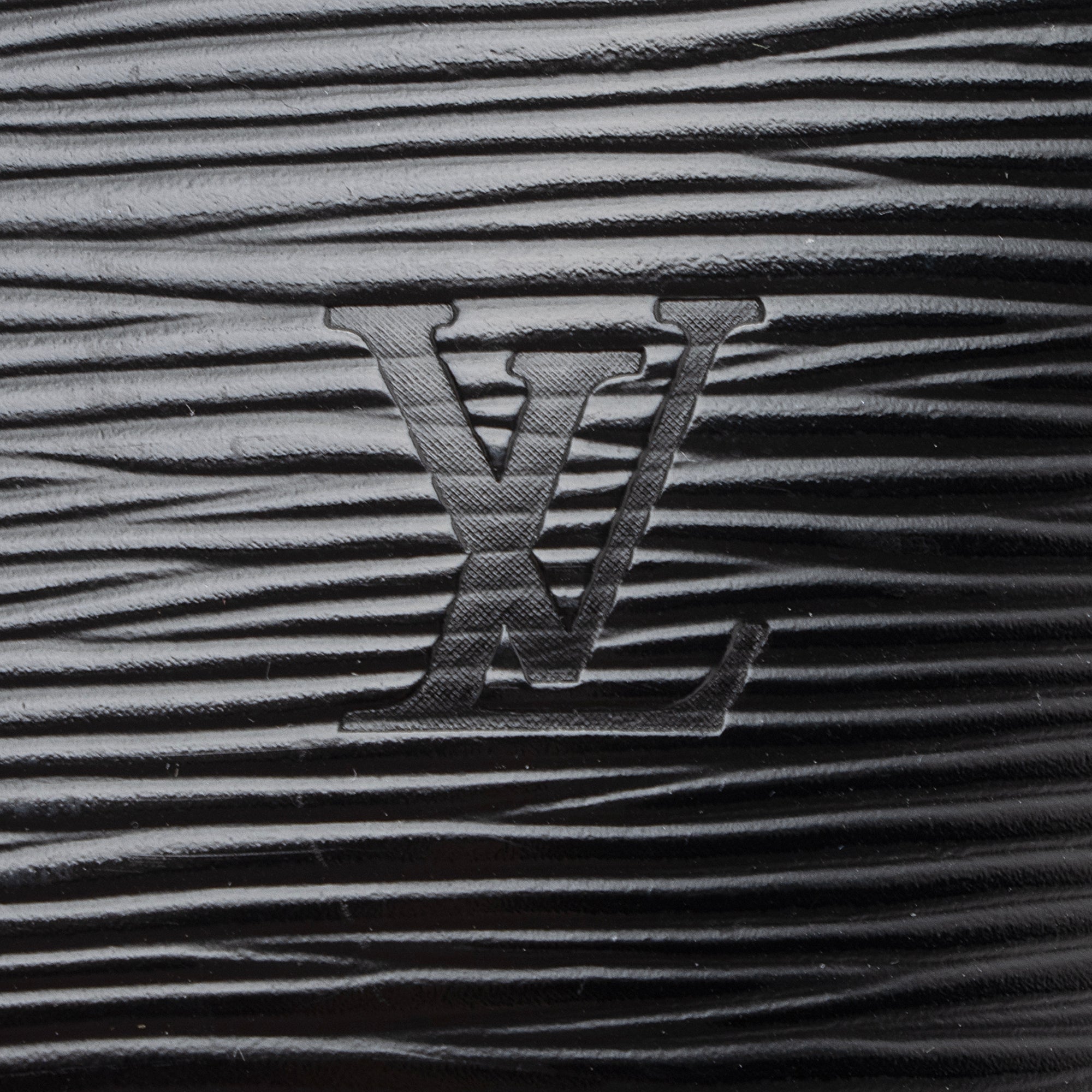 Louis Vuitton Epi Leather St. Jacques PM Shoulder Bag (SHF-wpcNs3)