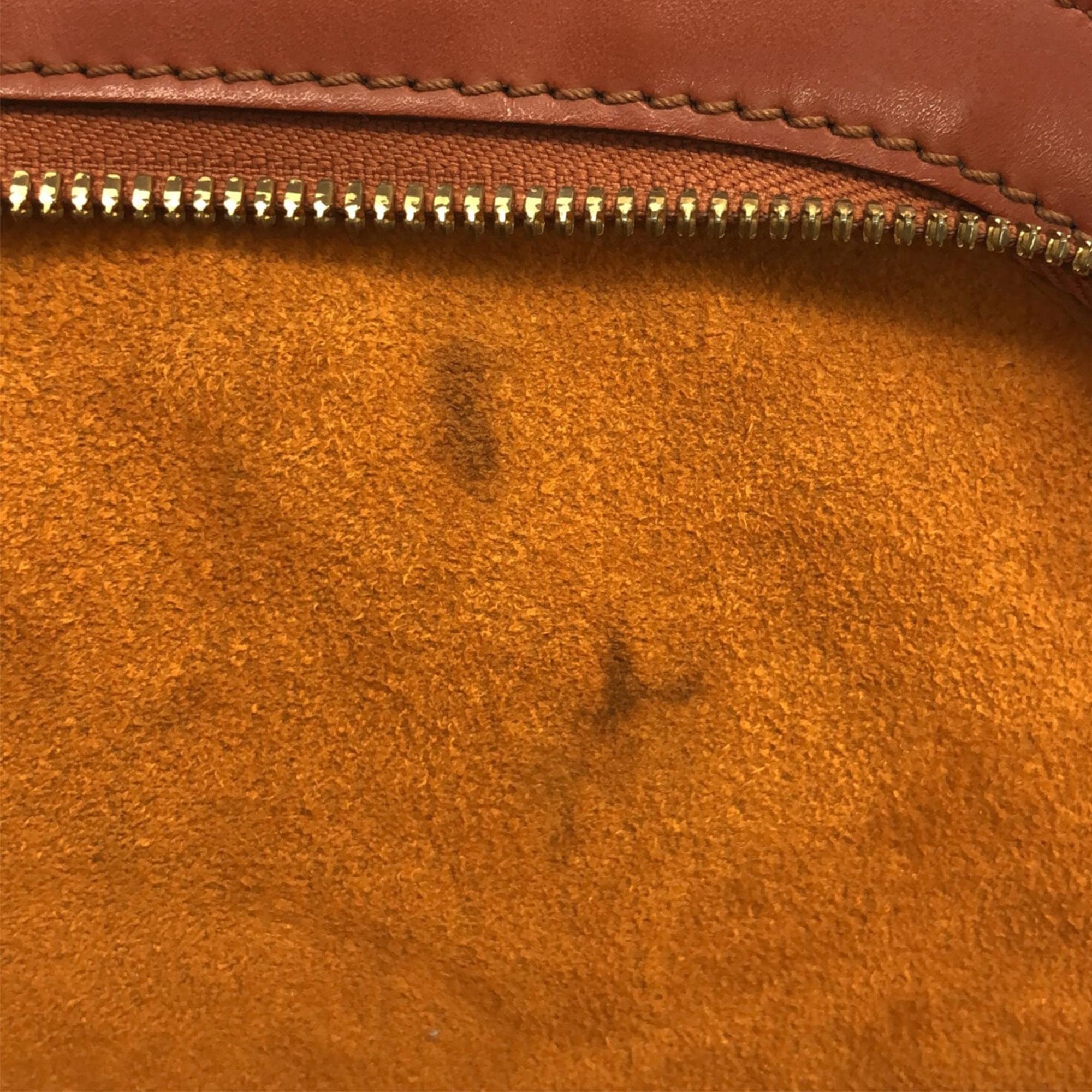 Louis Vuitton Epi Lussac (SHG-kRBY4B)