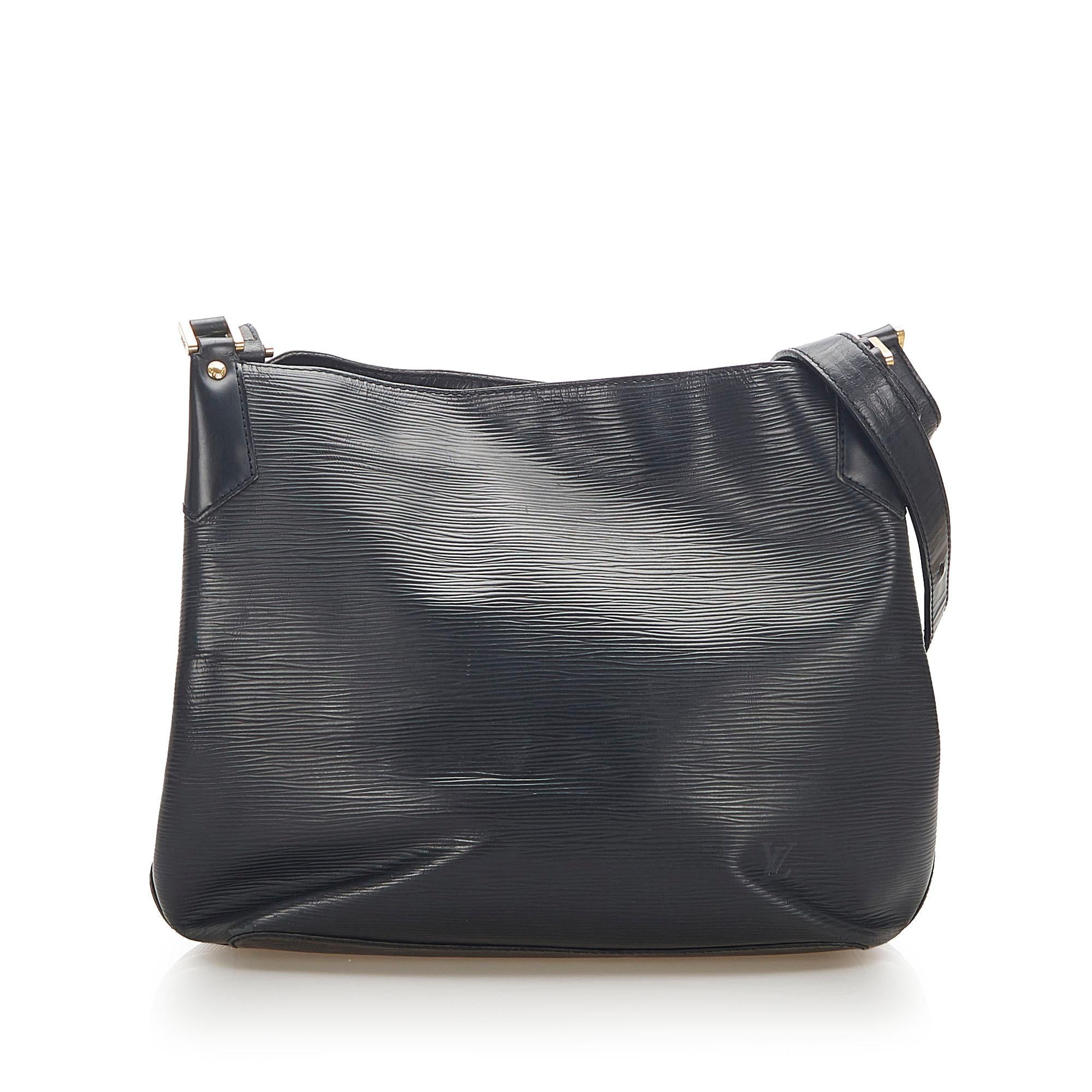 Louis Vuitton Epi Mandara GM (SHG-22329)