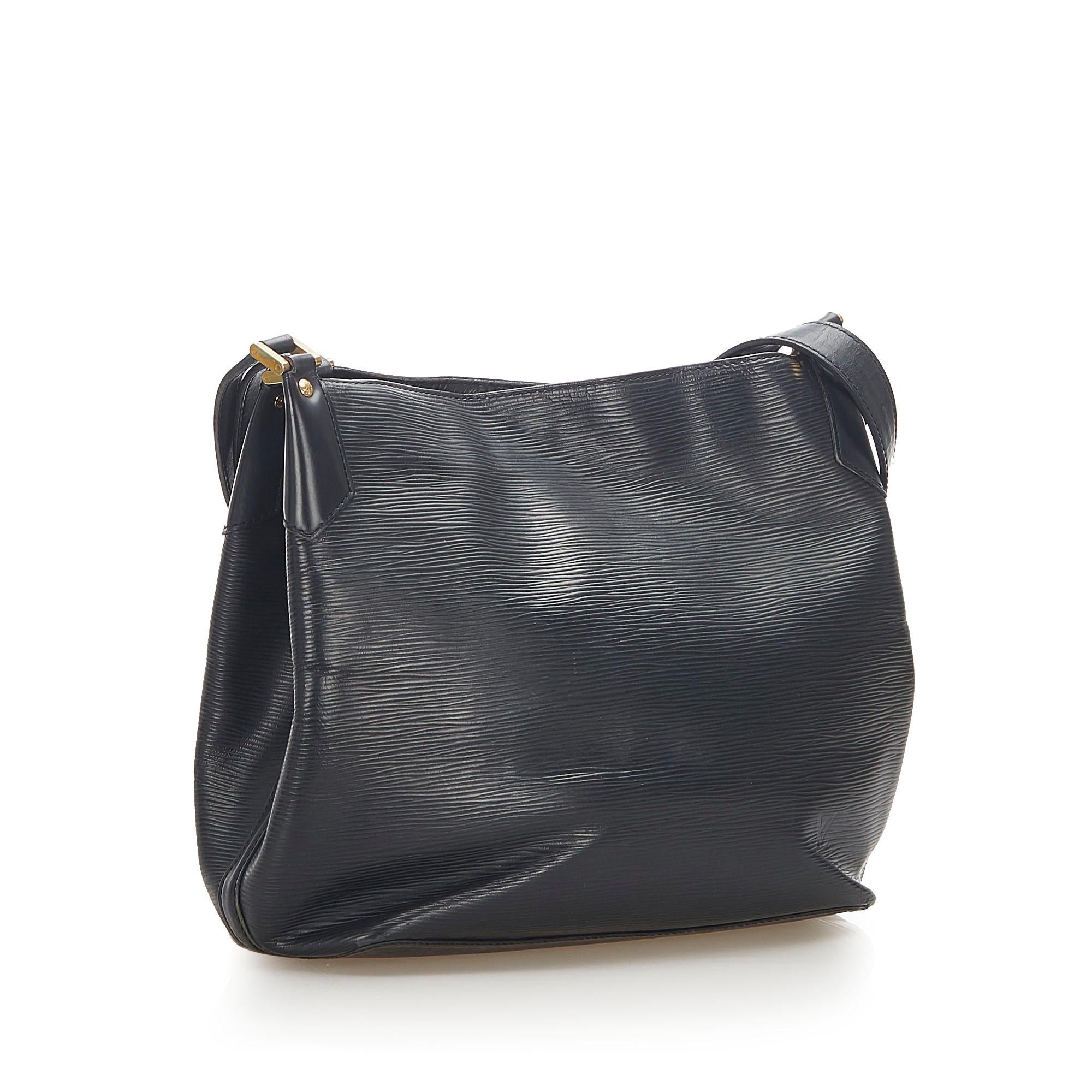 Louis Vuitton Epi Mandara GM (SHG-22329)