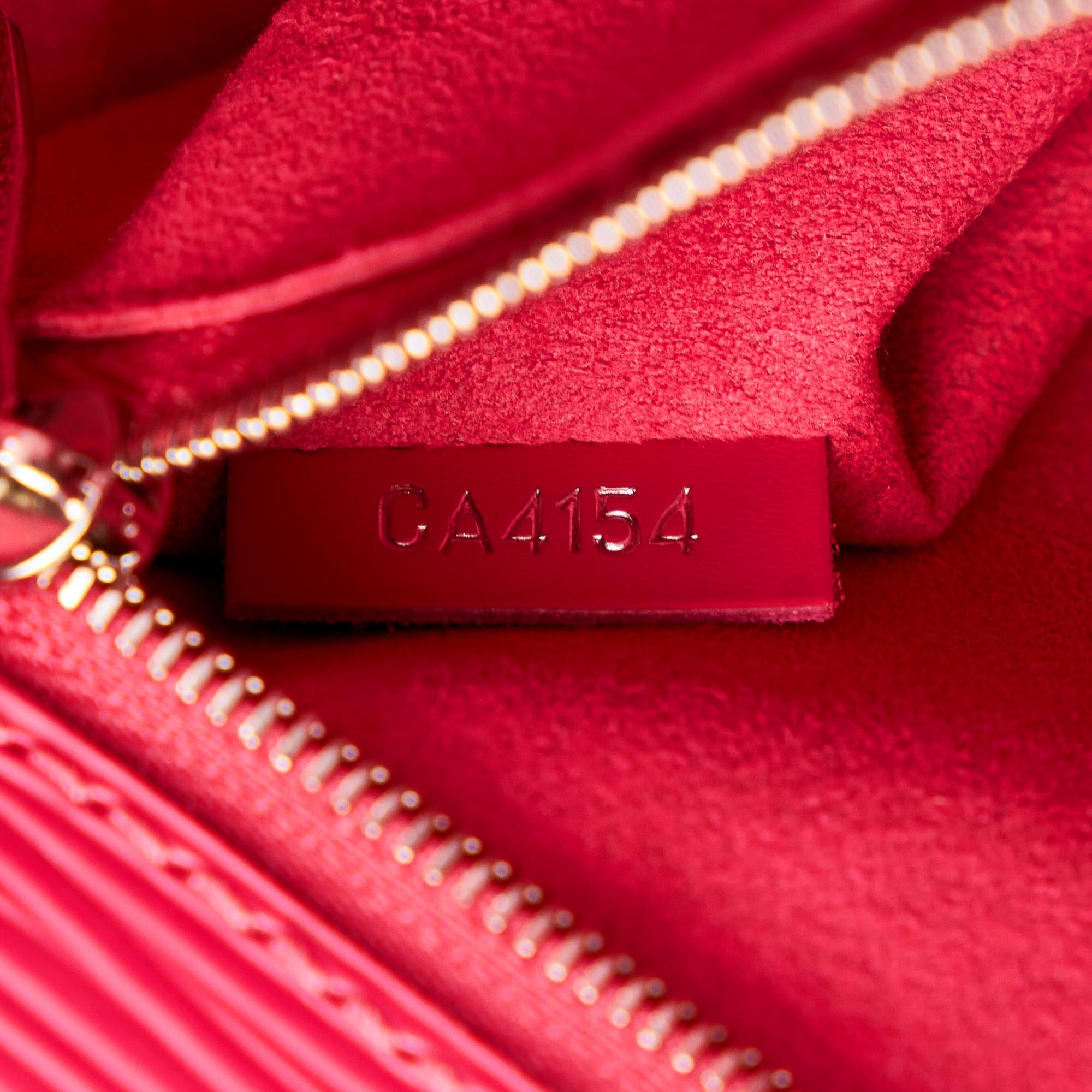 Louis Vuitton Epi Marly BB (SHG-25386)