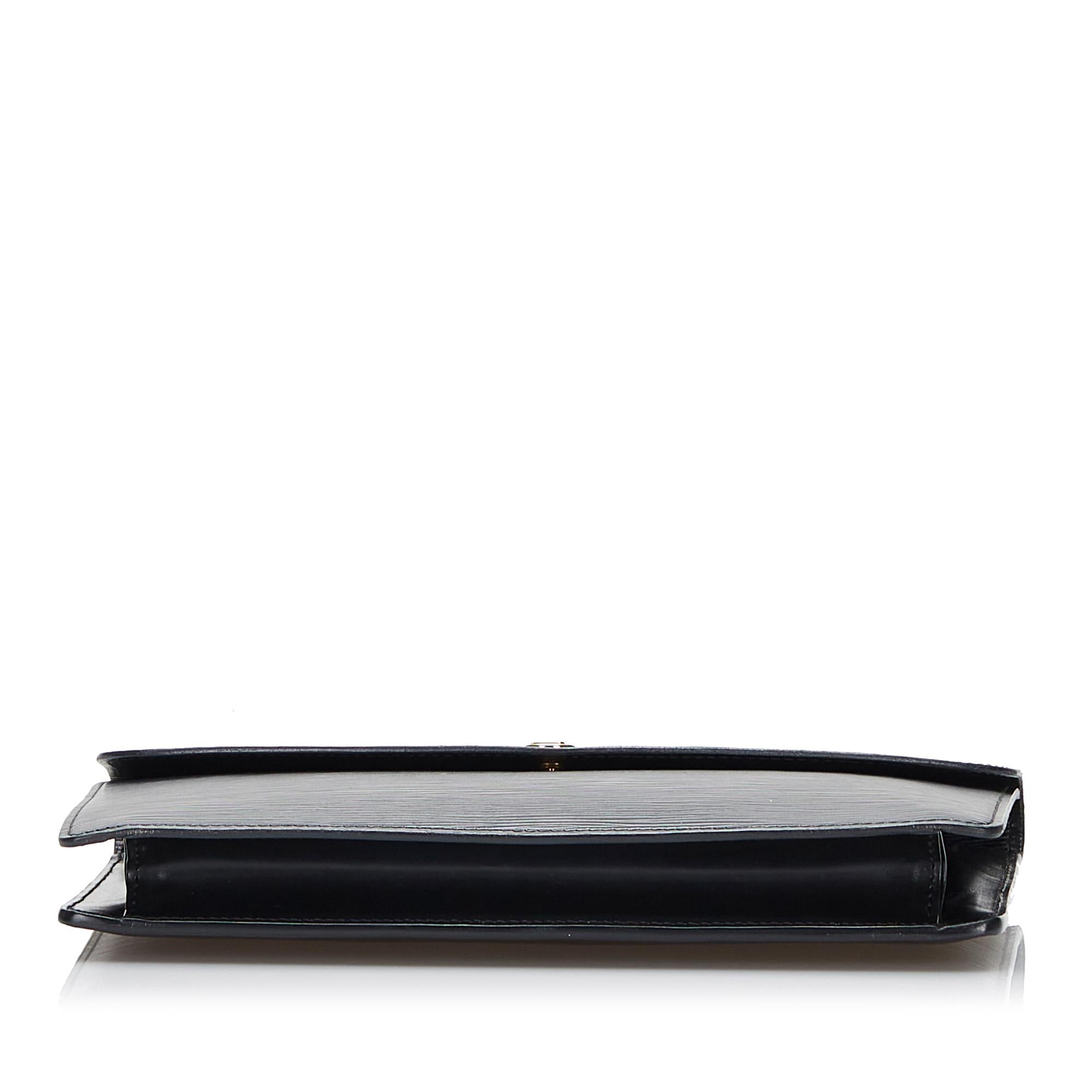 Louis Vuitton Epi Montaigne Clutch (SHG-iTS5fr)