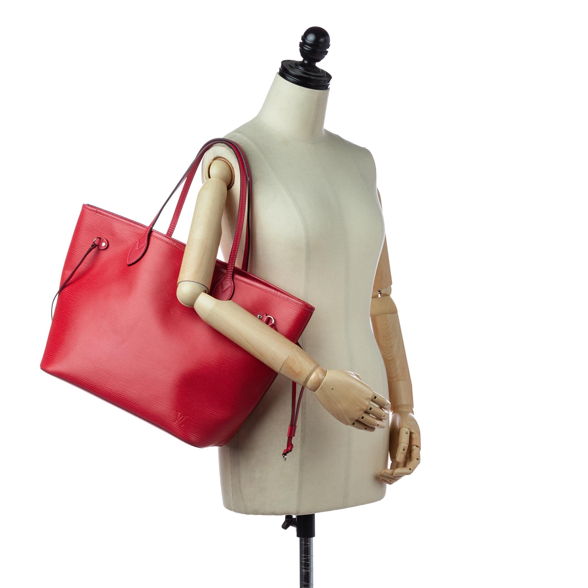 Louis Vuitton Epi Neverfull MM (SHG-29421)