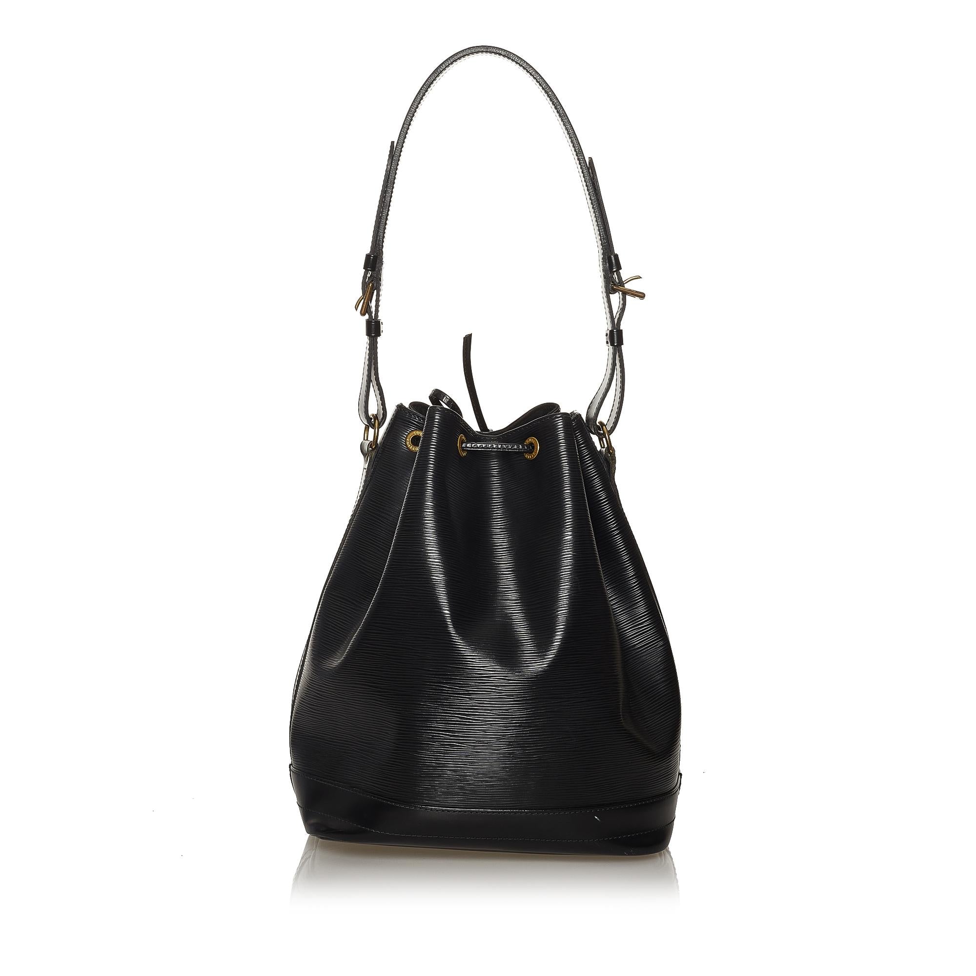 Louis Vuitton Epi Noe (SHG-28336)