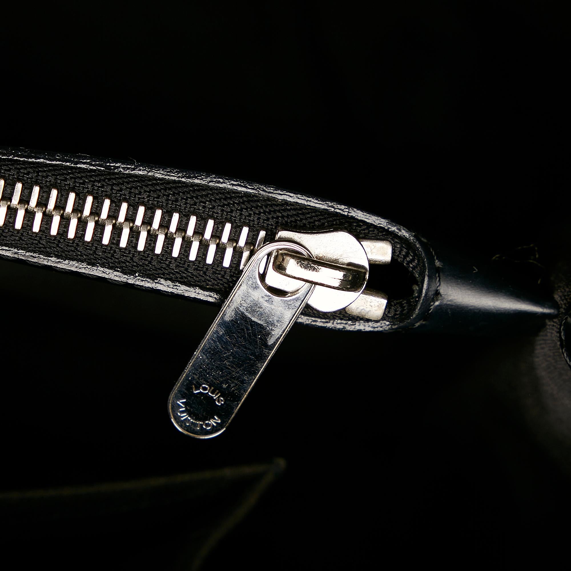 Louis Vuitton Epi Passy PM (SHG-28206)