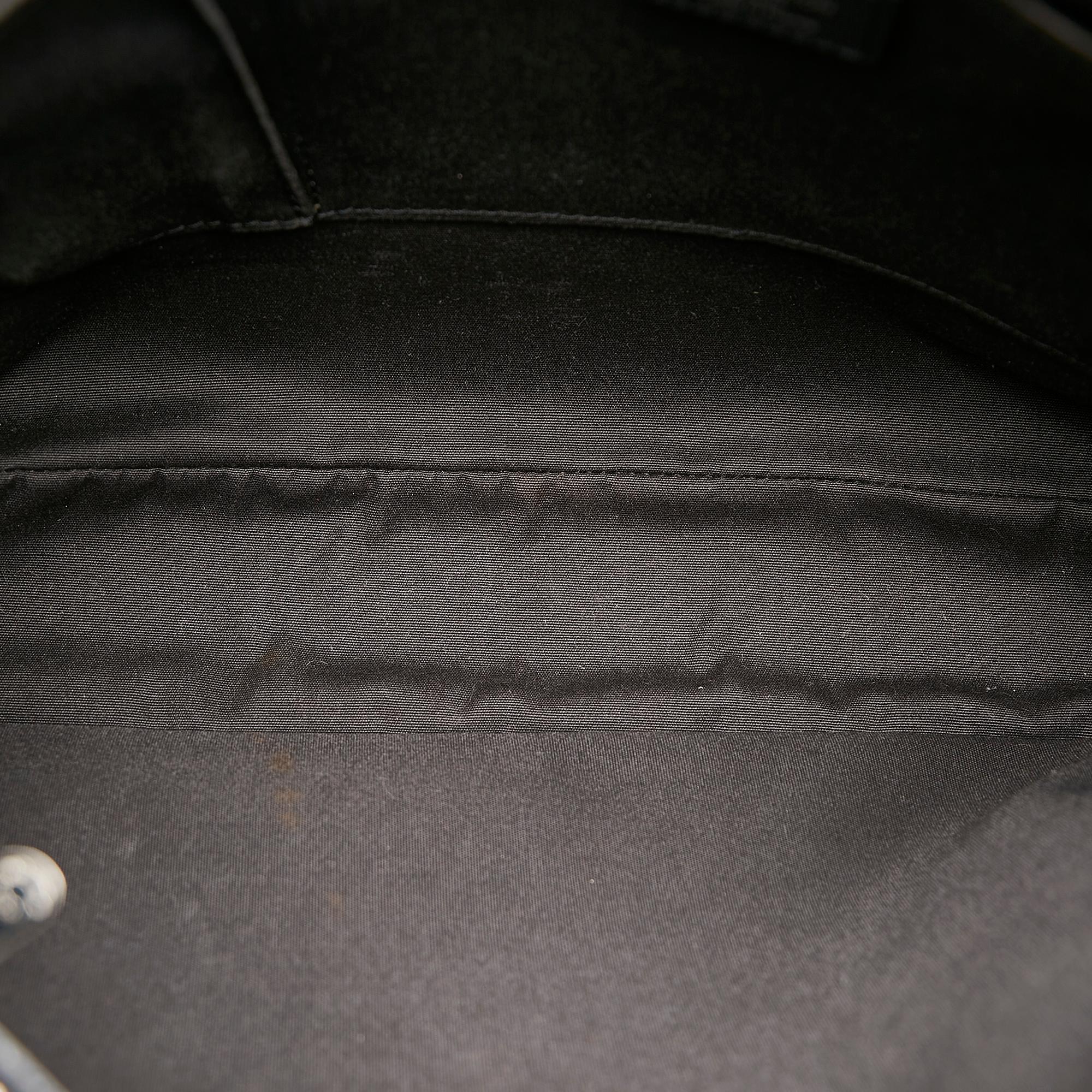 Louis Vuitton Epi Passy PM (SHG-28206)