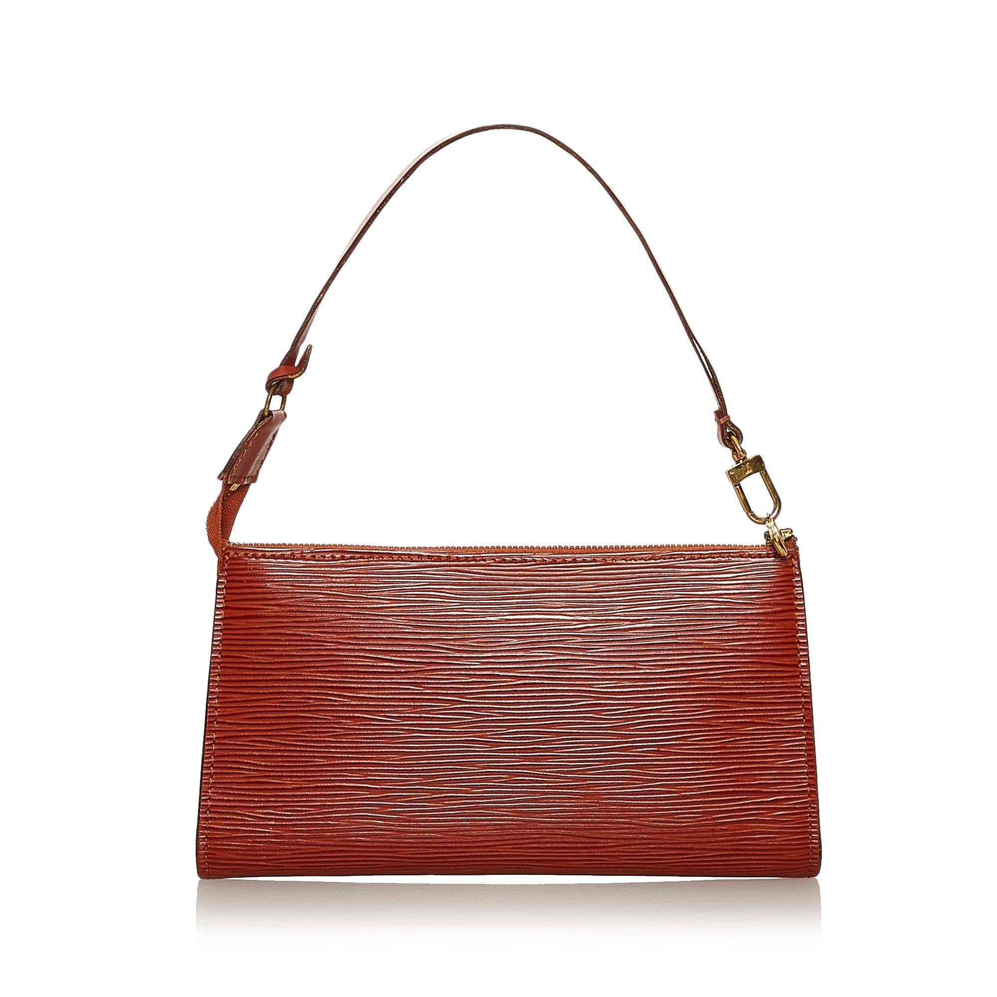 Louis Vuitton Epi Pochette Accessoires (SHG-28790)