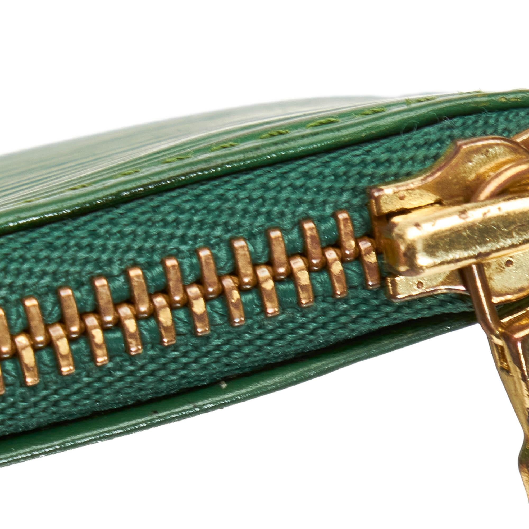 Louis Vuitton Epi Pochette Cles (SHG-26636)