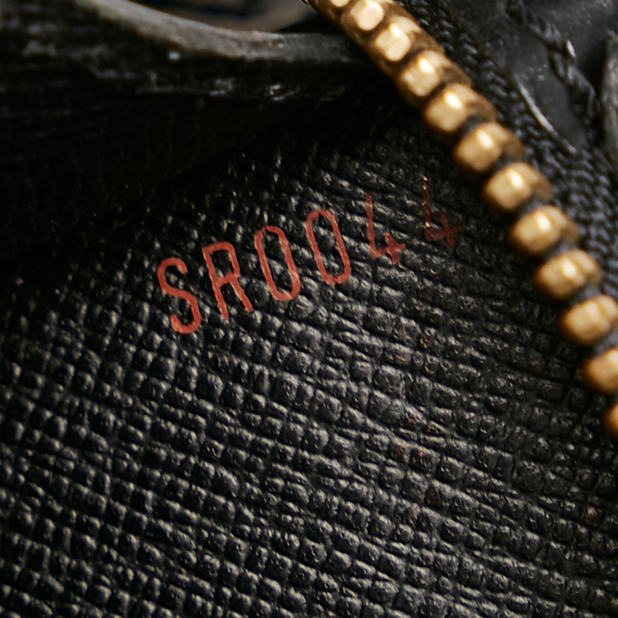 Louis Vuitton Epi Pochette Homme (SHG-32621)