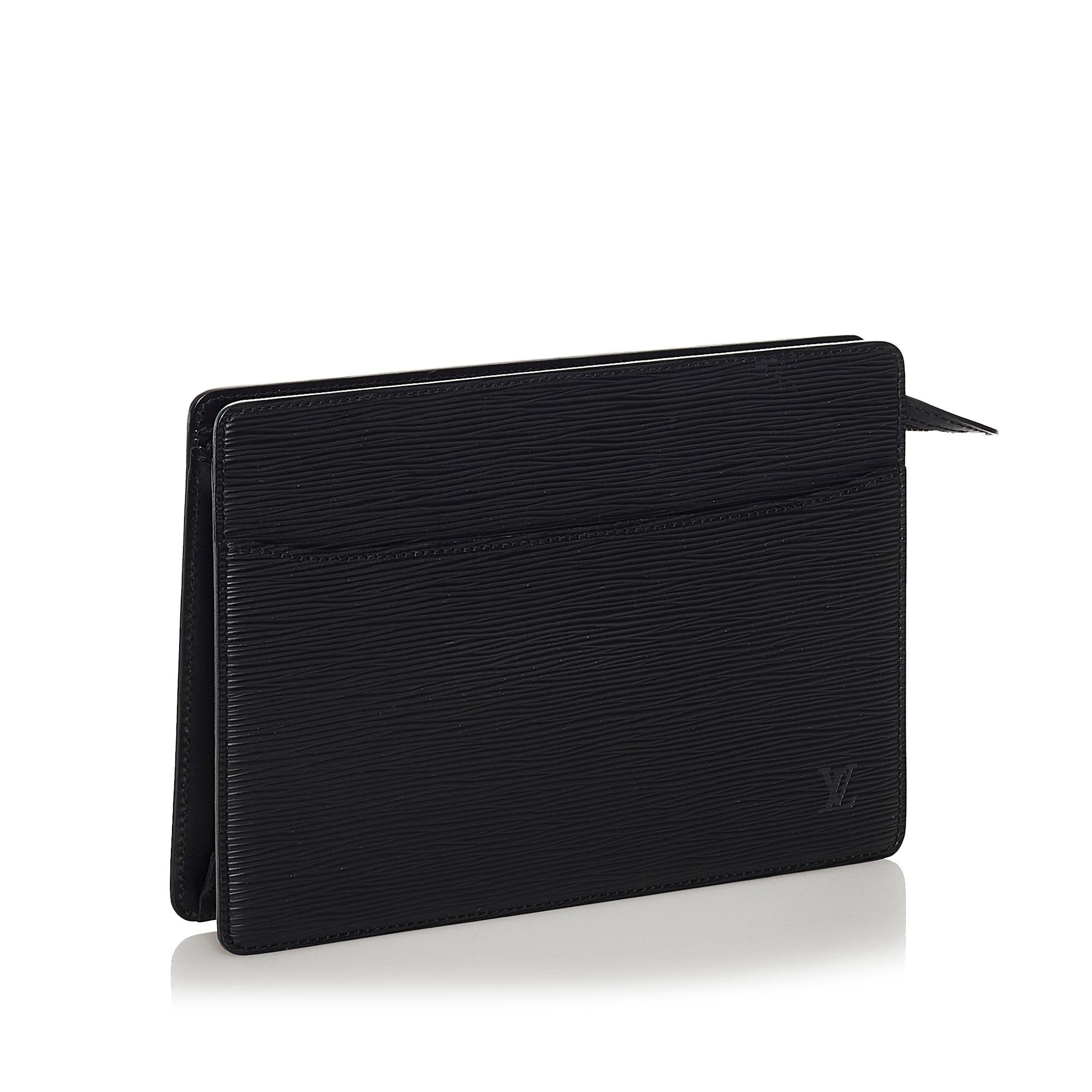 Louis Vuitton Epi Pochette Homme (SHG-32621)