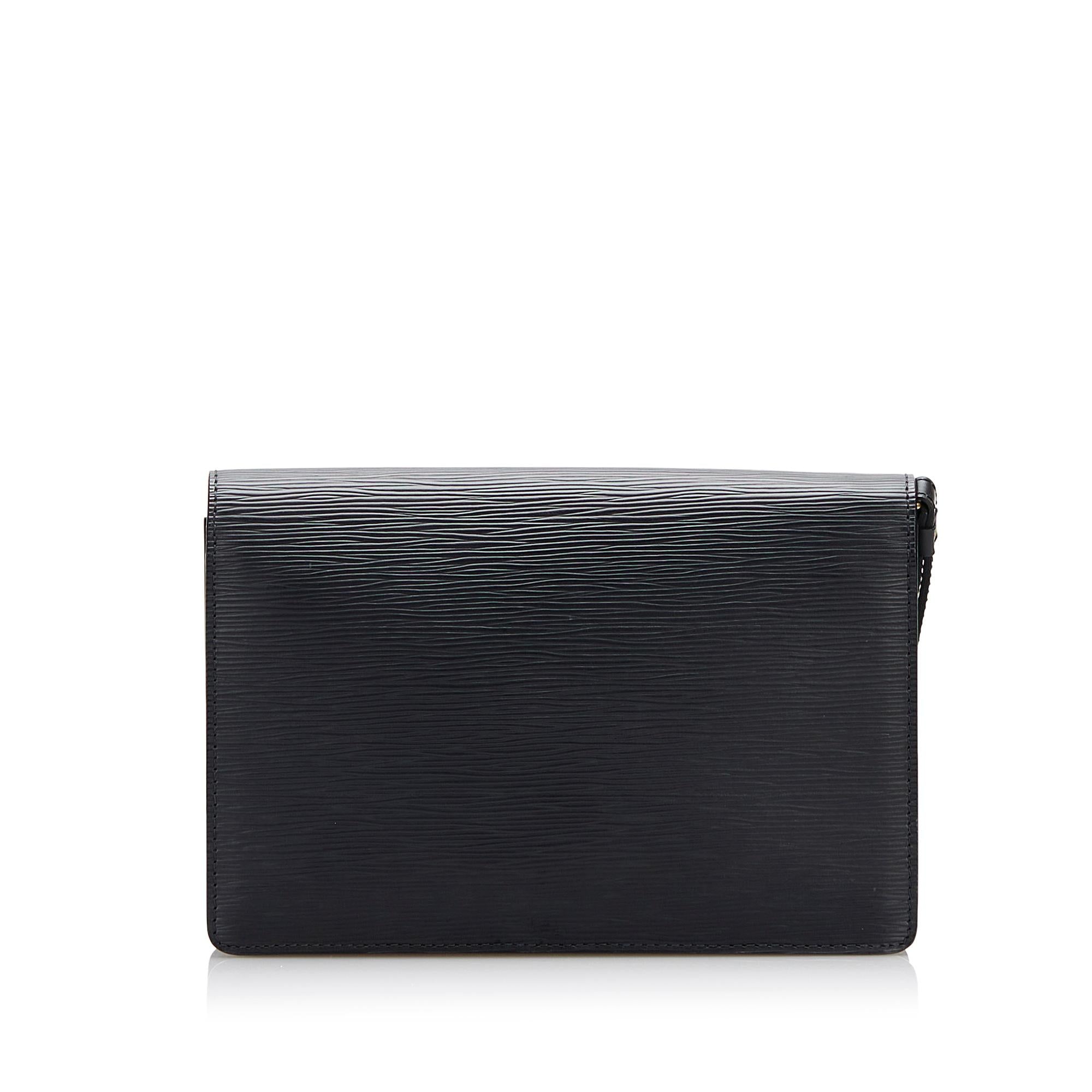 Louis Vuitton Epi Pochette Sellier Dragonne (SHG-7BXL7J)