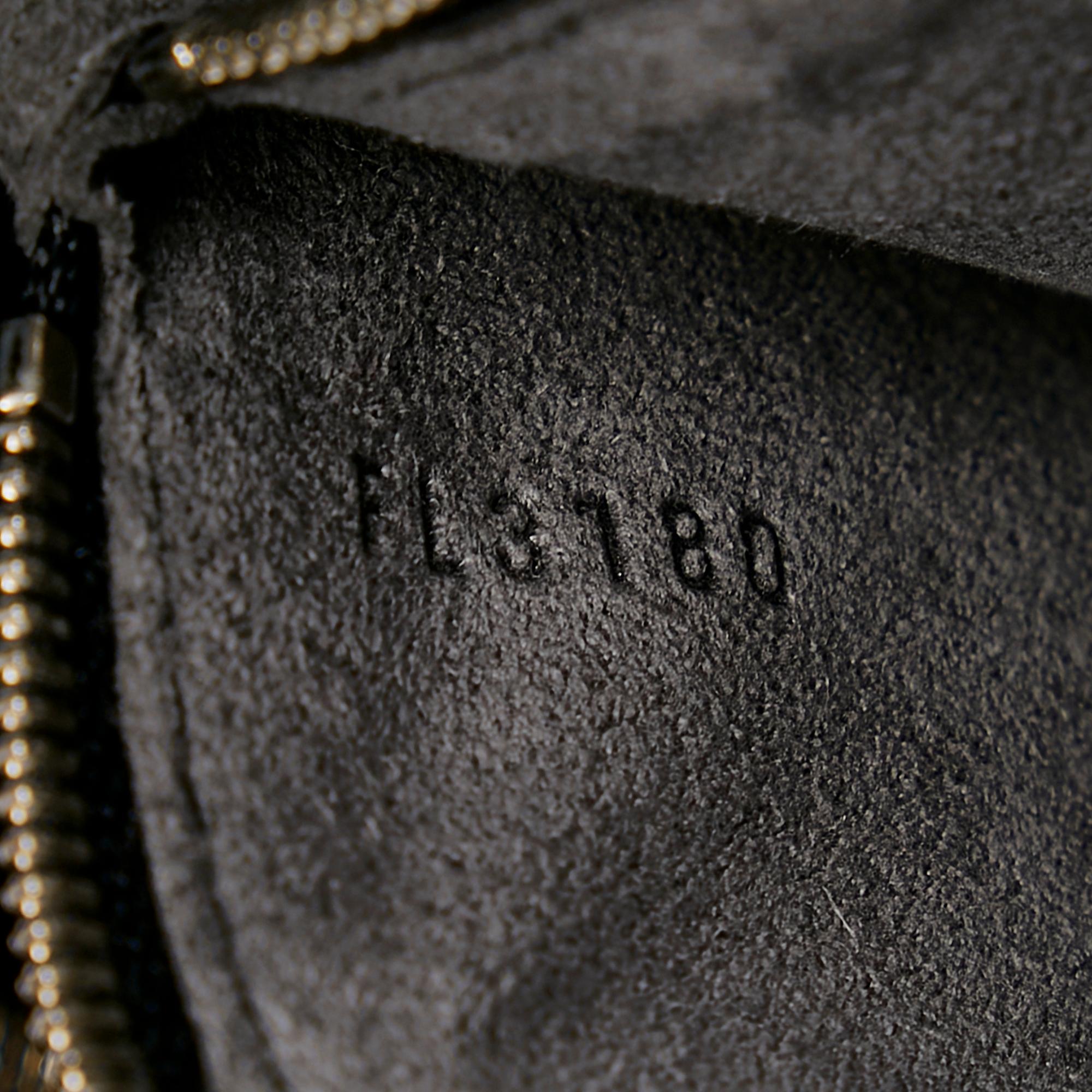 Louis Vuitton Epi Pont Neuf PM (SHG-28274)