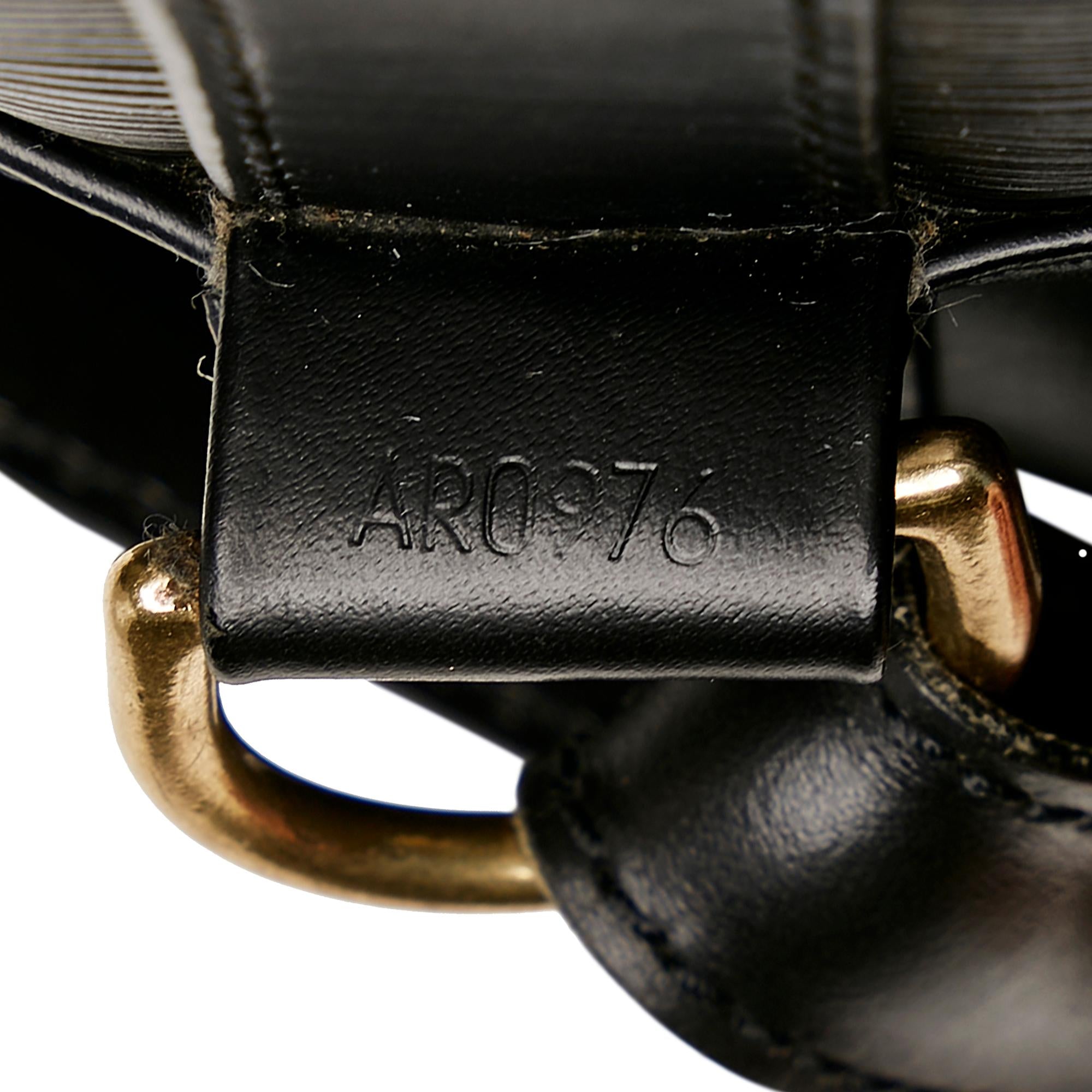 Louis Vuitton Epi Randonnee PM (SHG-31463)