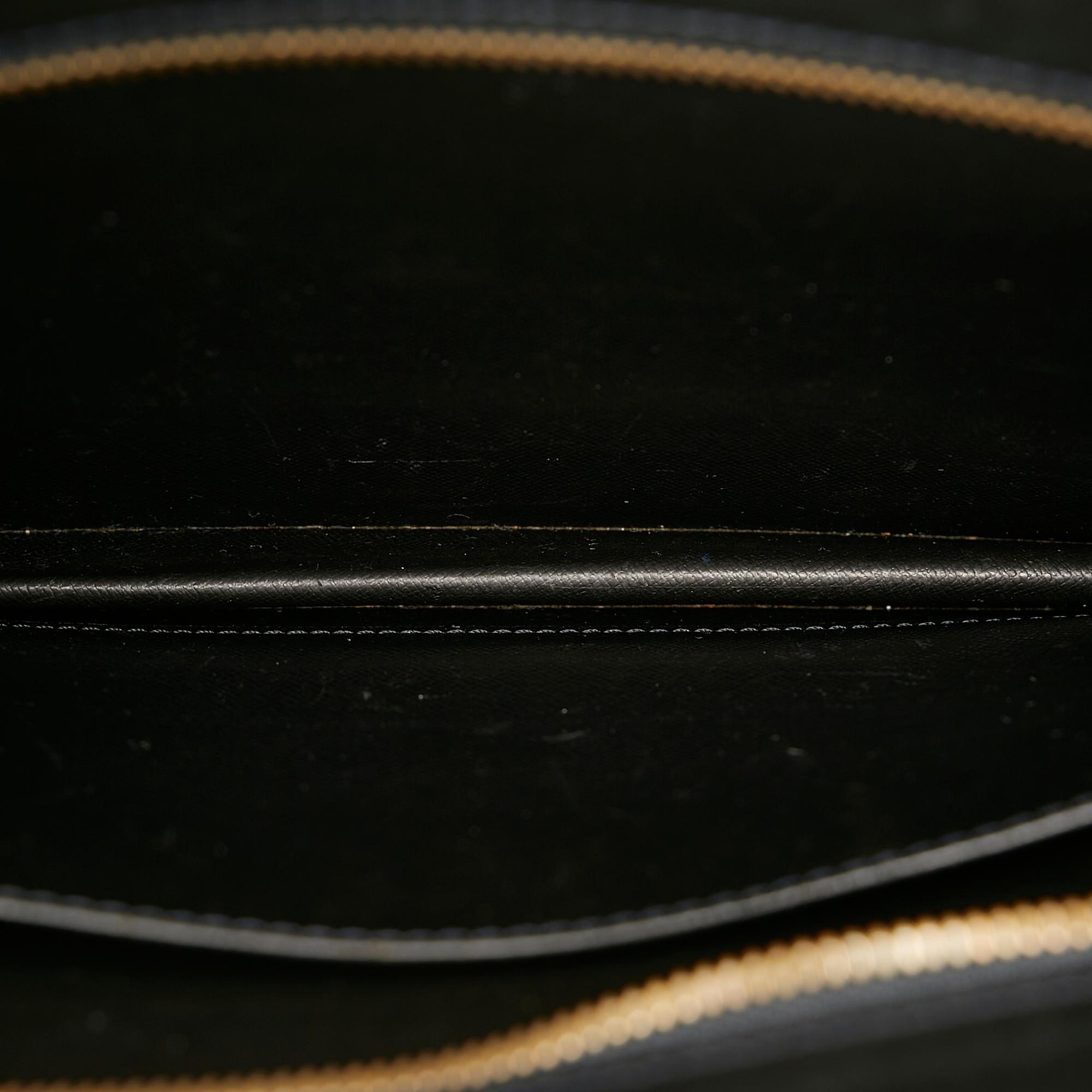 Louis Vuitton Epi Rochelle (SHG-24767)