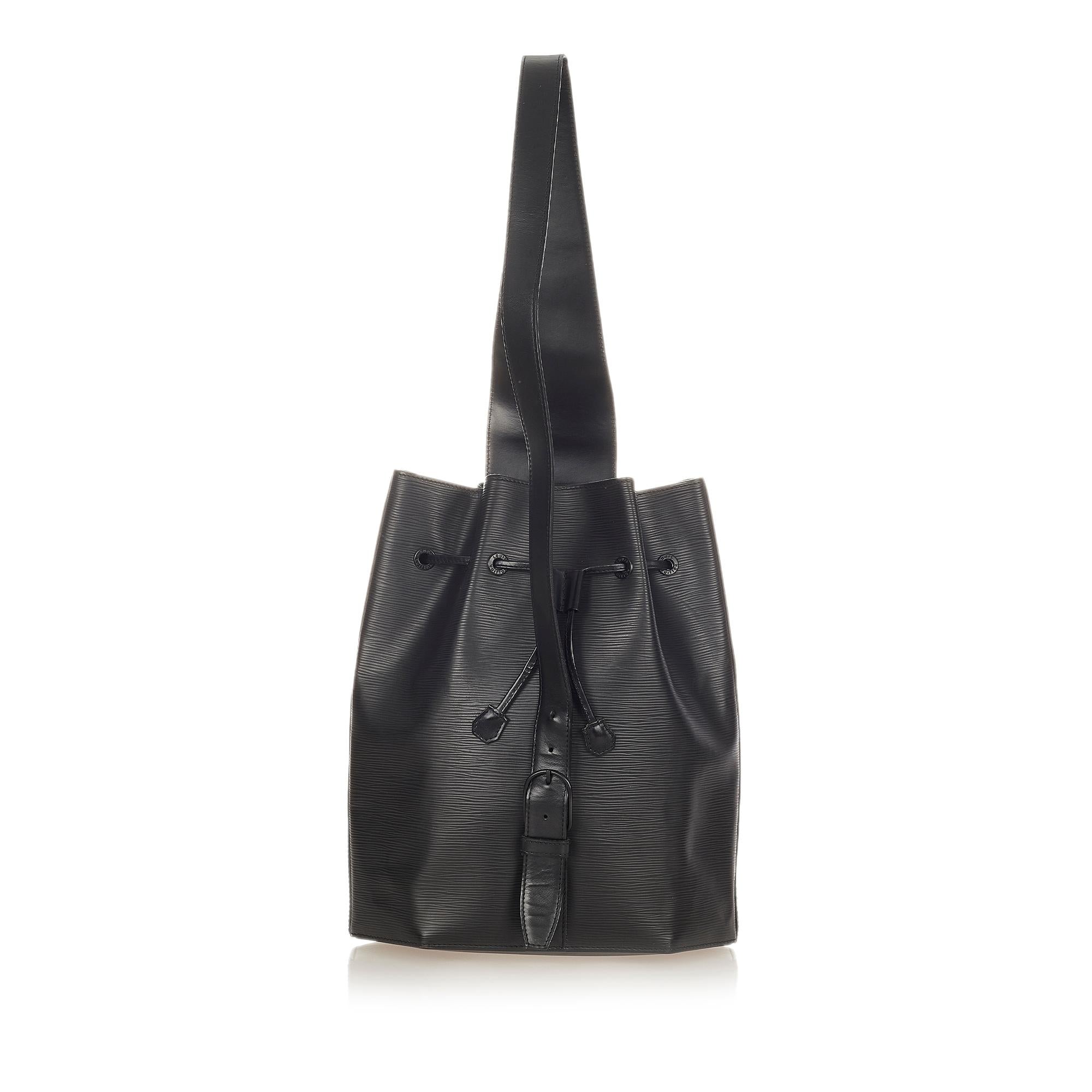 Louis Vuitton Epi Sac A Dos (SHG-25624)