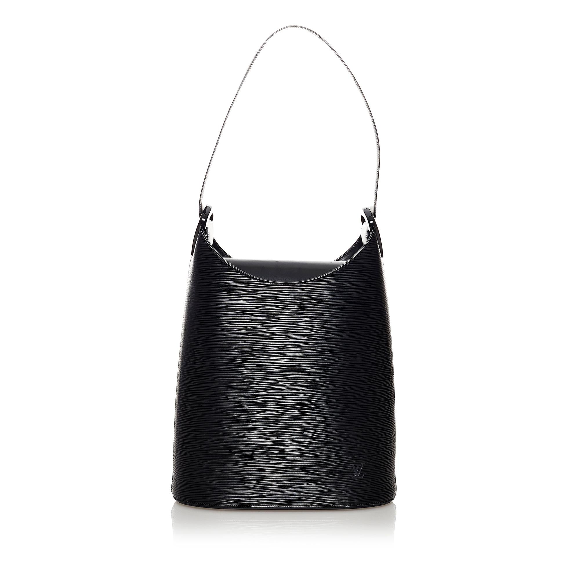 Louis Vuitton Epi Sac Verseau (SHG-31076)