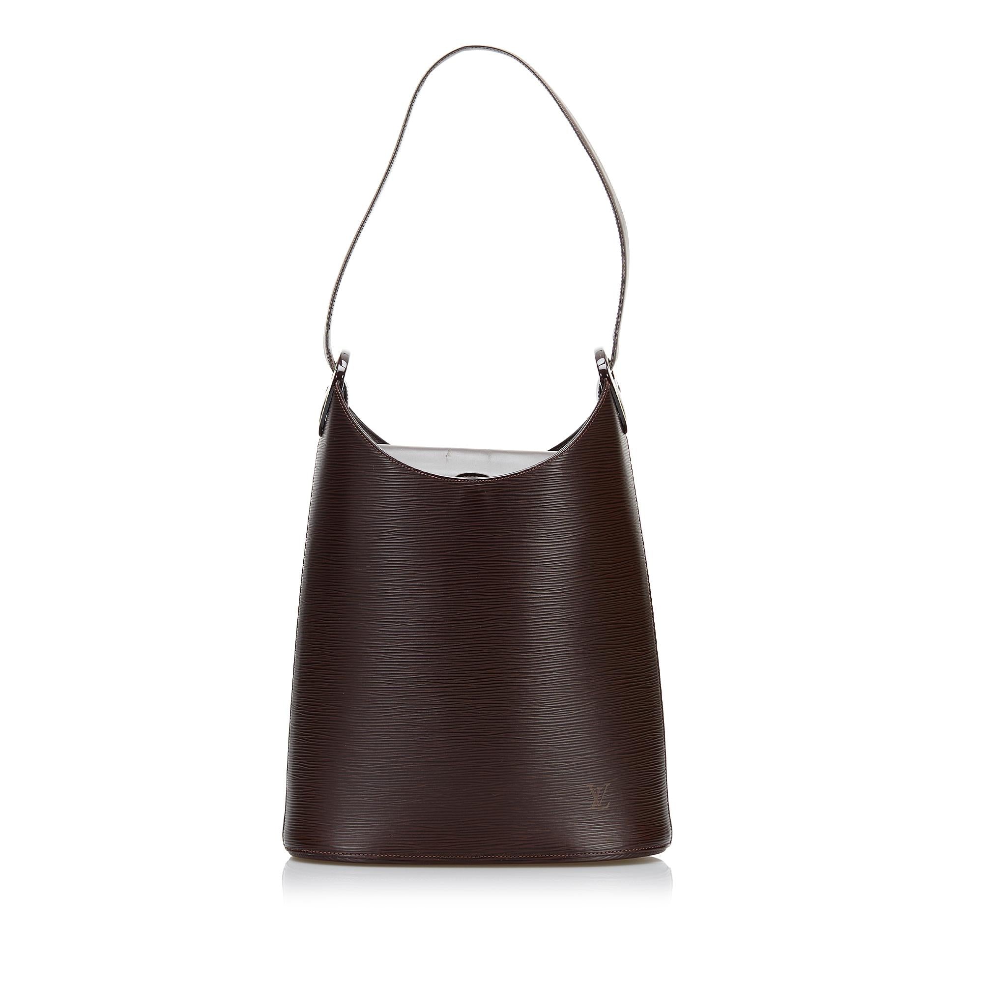 Louis Vuitton Epi Sac Verseau (SHG-36880)