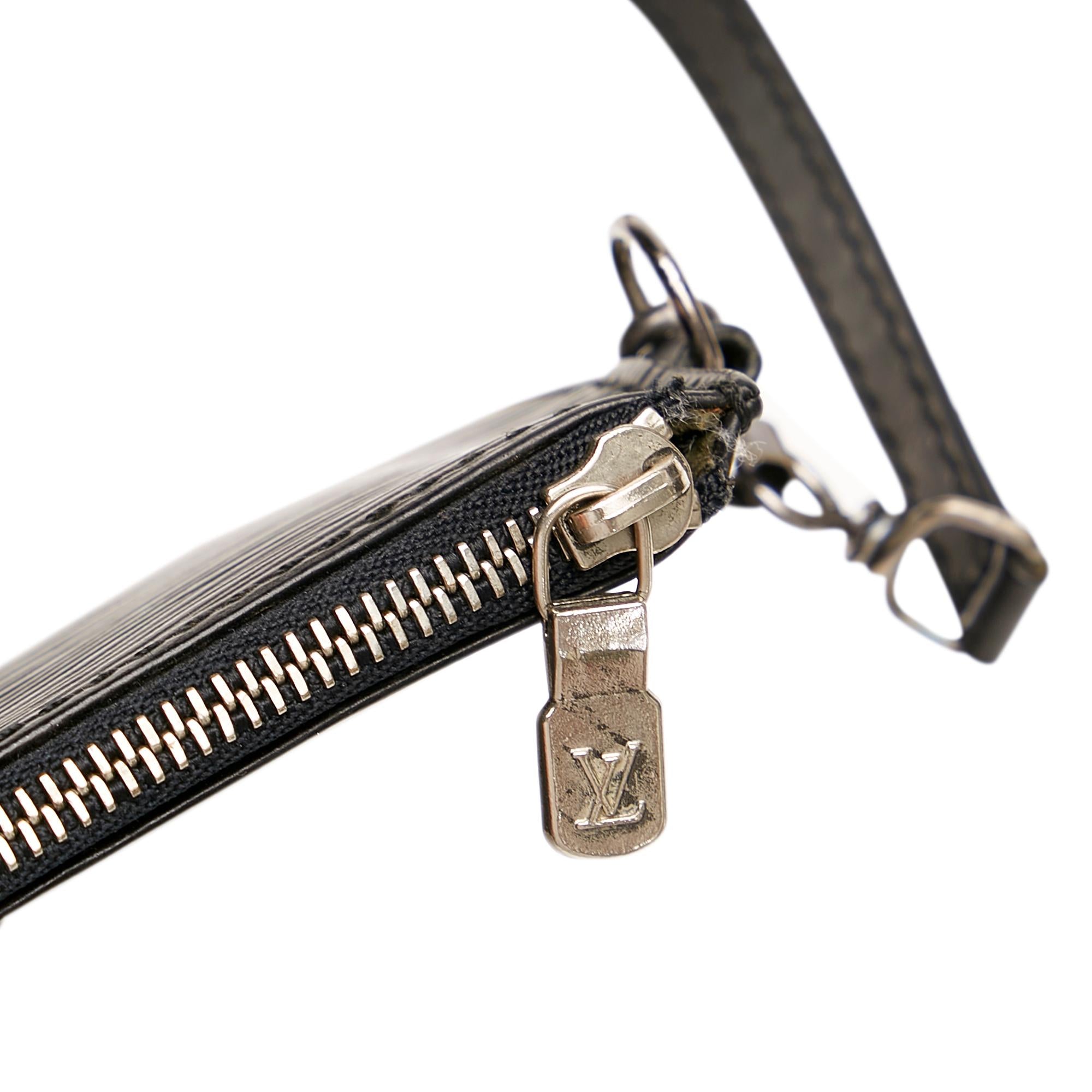 Louis Vuitton Epi Sac dEpaule (SHG-33231)