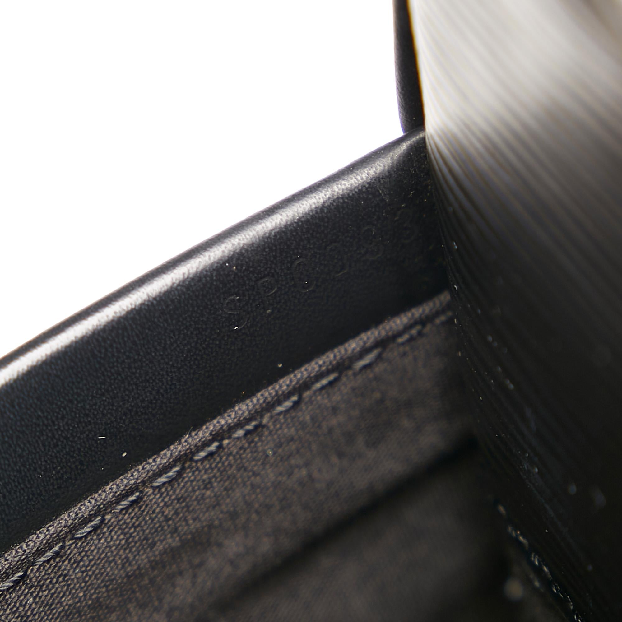 Louis Vuitton Epi Salabha (SHG-28849)