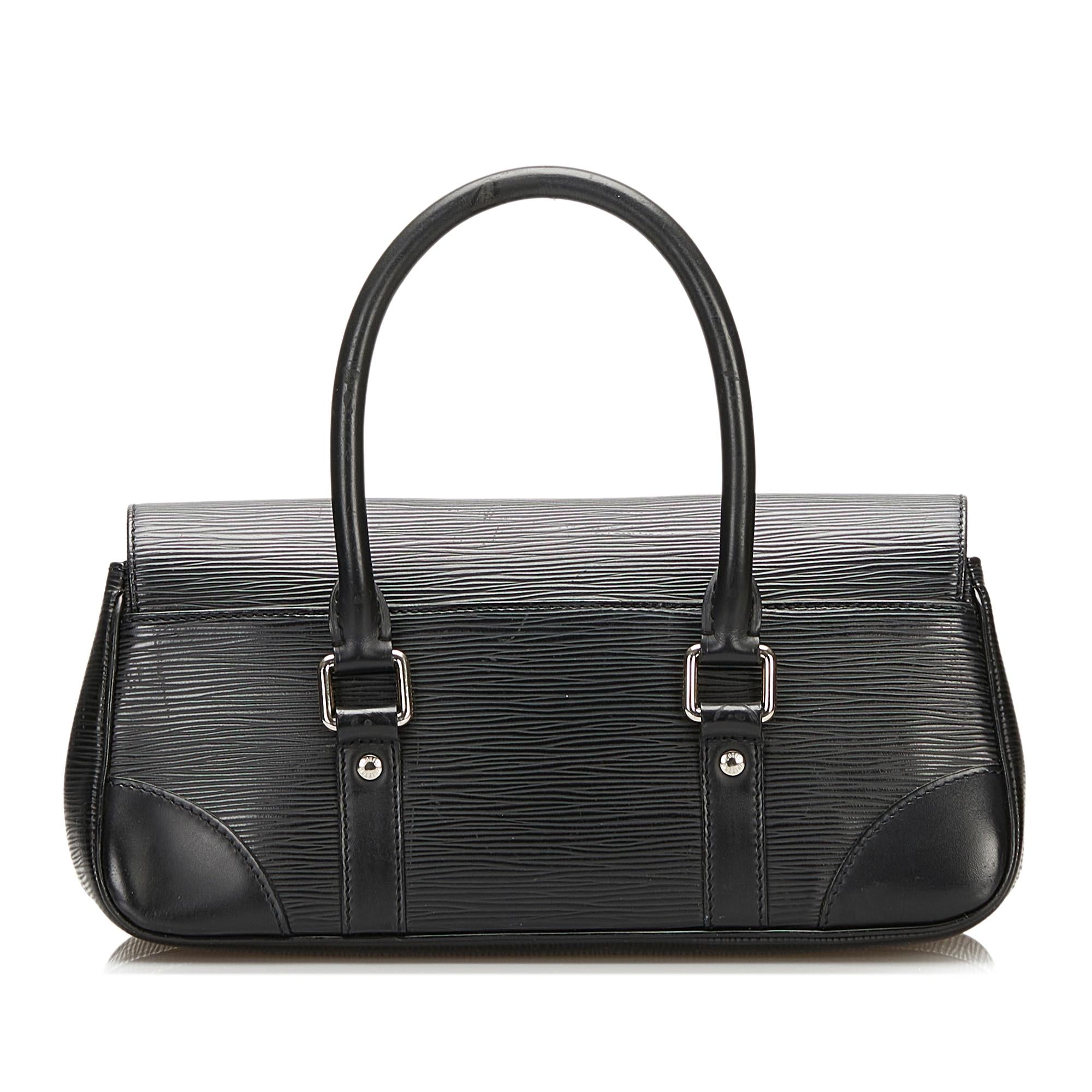 Louis Vuitton Epi Segur PM (SHG-36011)