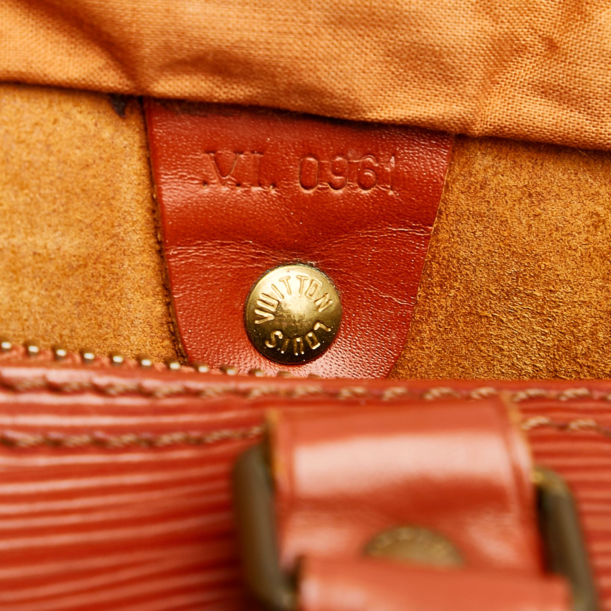 Louis Vuitton Epi Speedy 30 (SHG-24625)