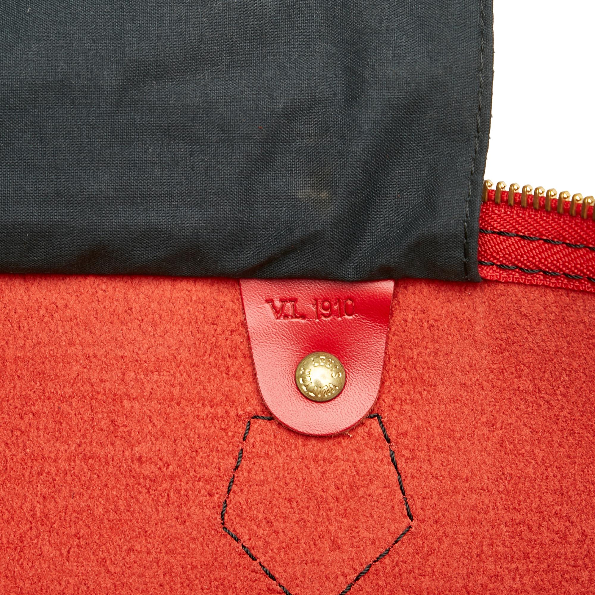 Louis Vuitton Epi Speedy 40 (SHG-cACyIr)