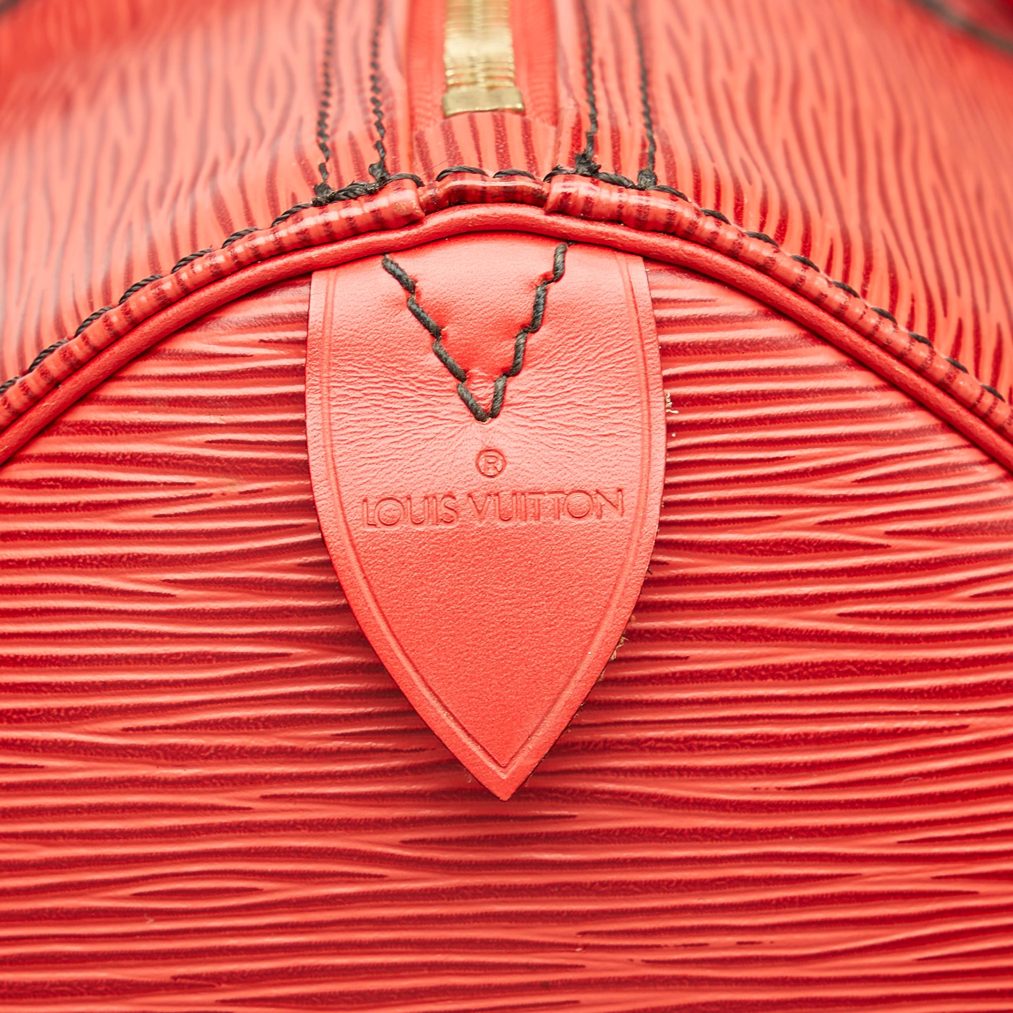 Louis Vuitton Epi Speedy 40 (SHG-cACyIr)