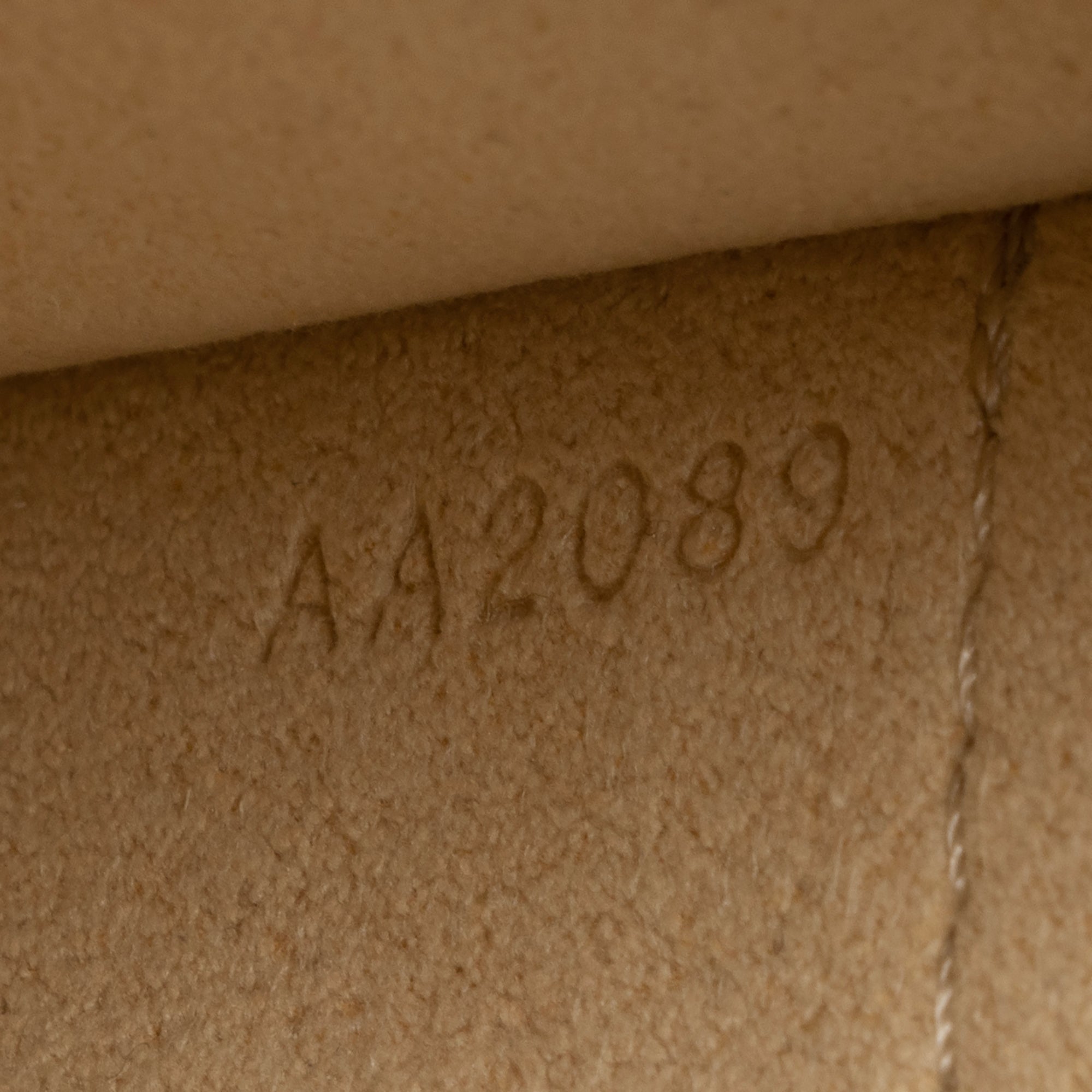 Louis Vuitton Limited Edition Damier Ebene Trunks & Bags Milla MM Pochette Accessoires (SHF-23336)