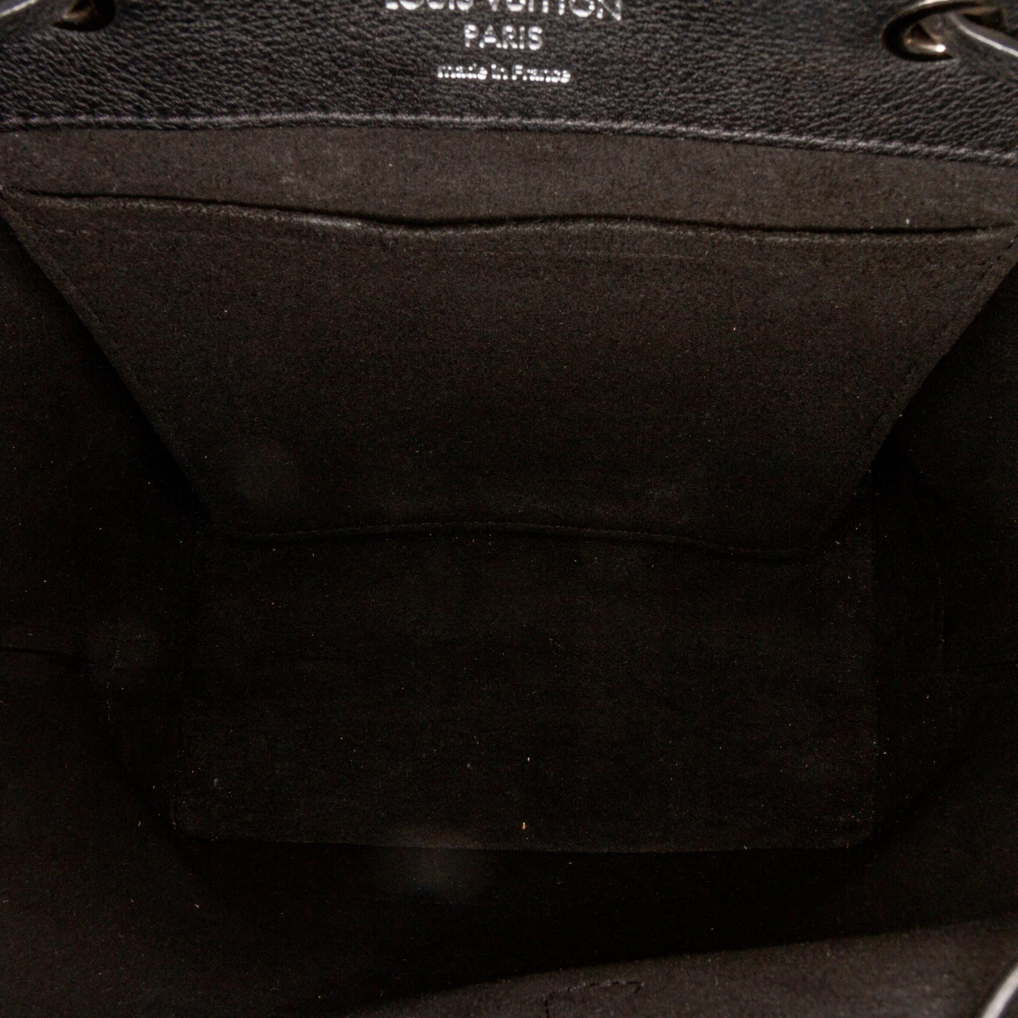 Louis Vuitton Lockme Backpack (SHG-DYhuuv)