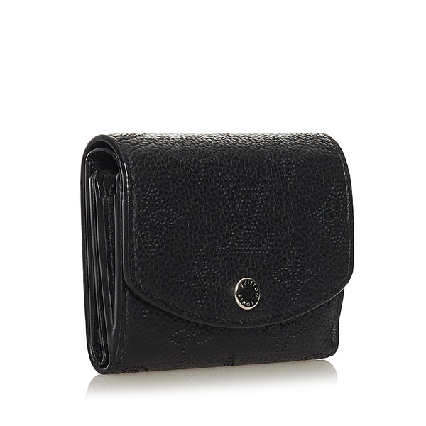 Louis Vuitton Mahina Iris XS Wallet (SHG-3X8DSw) – LuxeDH